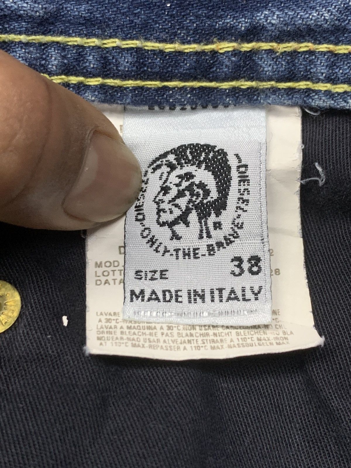 Diesel × Vintage Vintage DIESEL jean Made in Italy Size US 38 / EU 54 - 9 Thumbnail