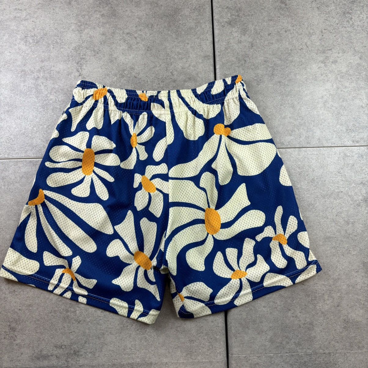 Eric Emanuel Eric Emanuel EE Basic Shorts Blue Daisies Yellow Large Size US 32 / EU 48 - 6 Thumbnail