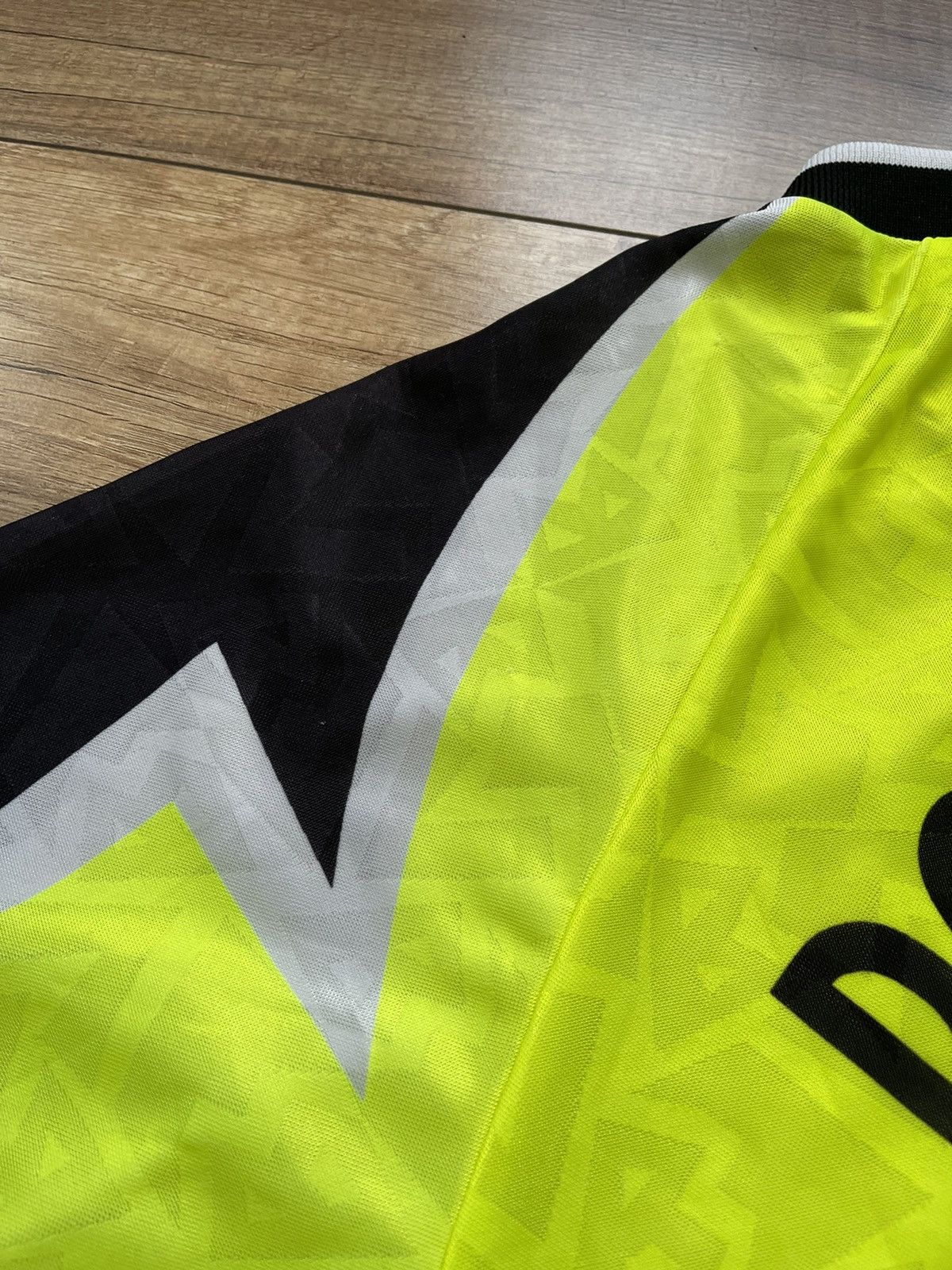 Nike 1995/1996 Nike Borussia Dortmund Vintage Soccer Jersey Tee Size US XL / EU 56 / 4 - 18 Thumbnail