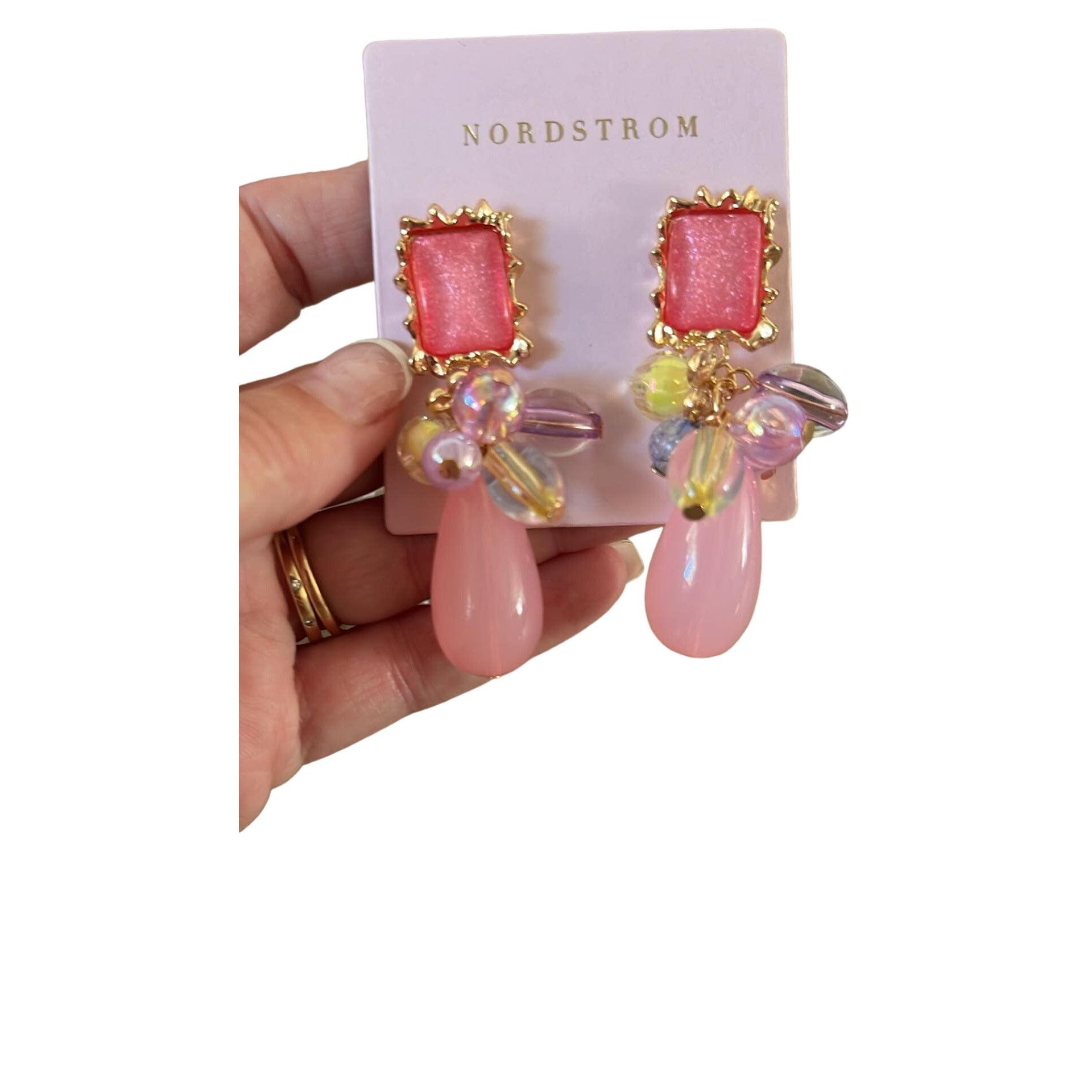 Bloomingdale's Bloomingdale’s Crystal Beaded Drop Fashion Earrings. Size ONE SIZE - 1 Thumbnail