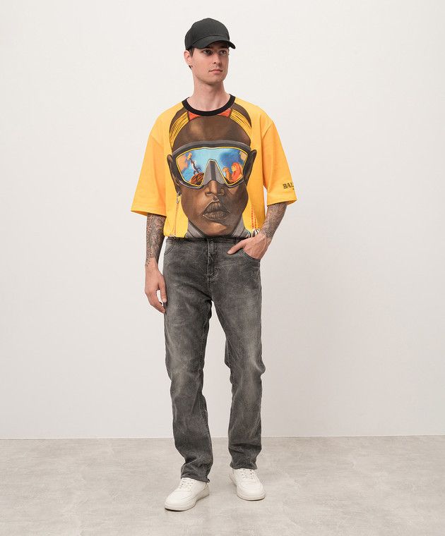 Balmain o1s1wg110126 X Disney Graphic Printed T-Shirt in Multicolor Size US XL / EU 56 / 4 - 2 Thumbnail