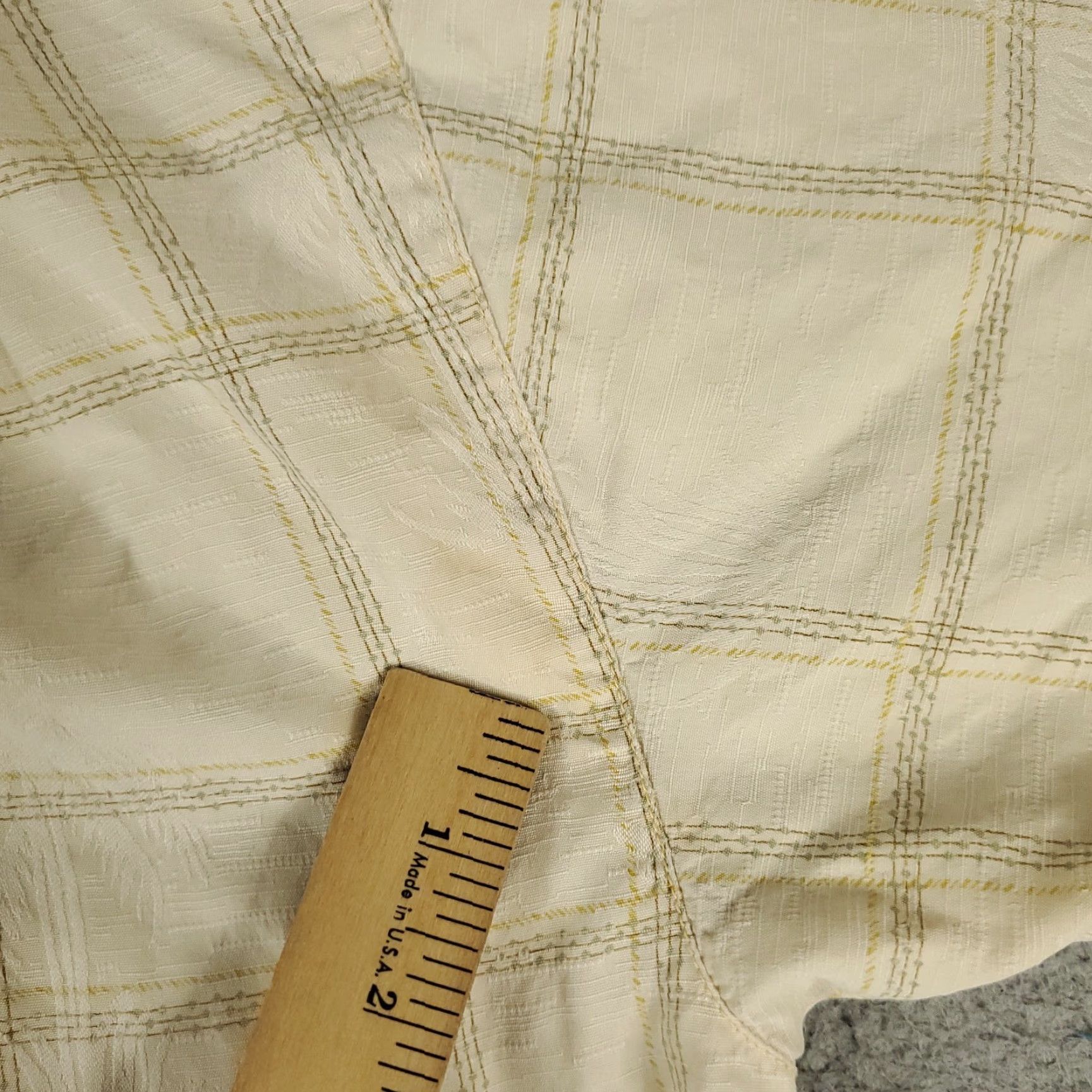Tommy Bahama Tommy Bahama Silk Hawaiian Shirt Mens Large Beige Plaid Short Sleeve Button-Up Aloha Classic Size US L / EU 52-54 / 3 - 5 Thumbnail