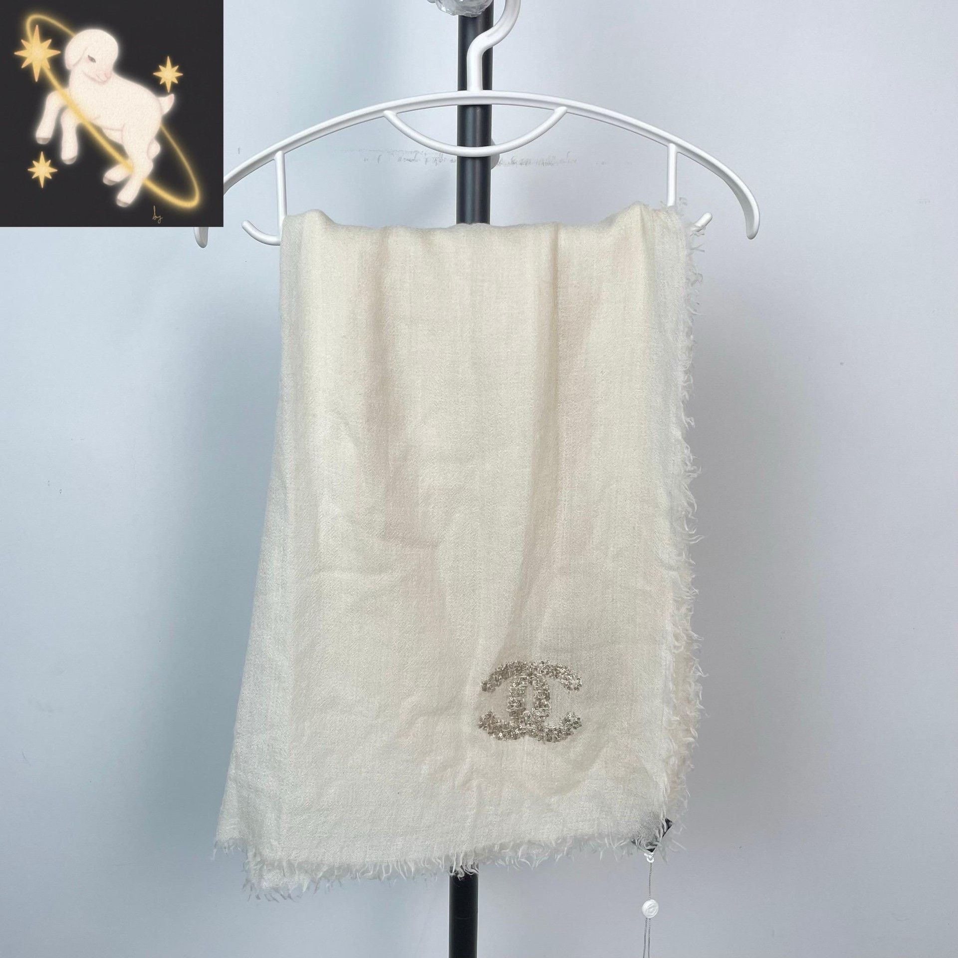Chanel Chanel Limited White Scarf M Men Size ONE SIZE - 1 Thumbnail