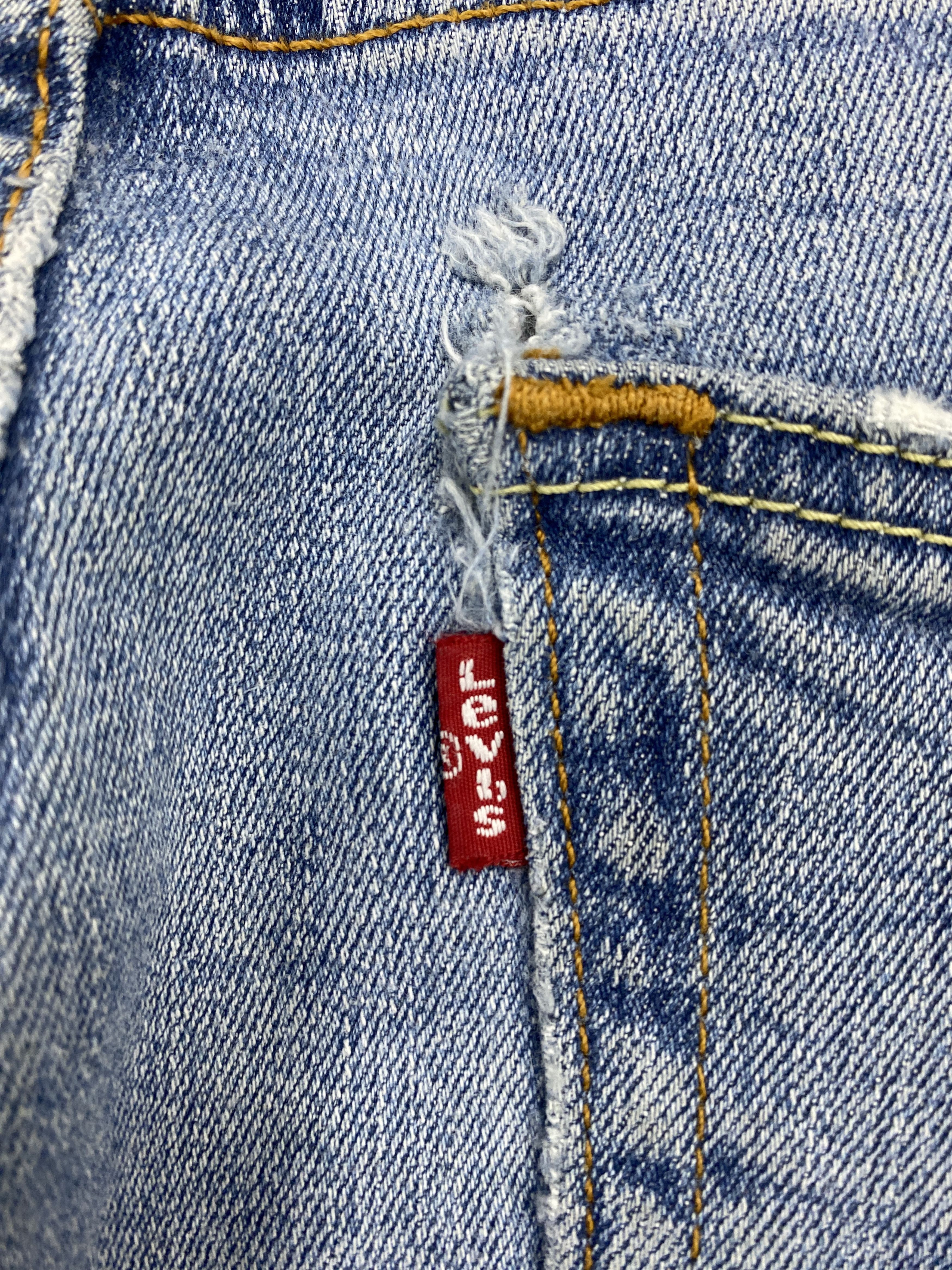 Levi's × Vintage Faded Blue Vintage Levis 514 Distressed Jeans Size US 28 / EU 44 - 6 Thumbnail