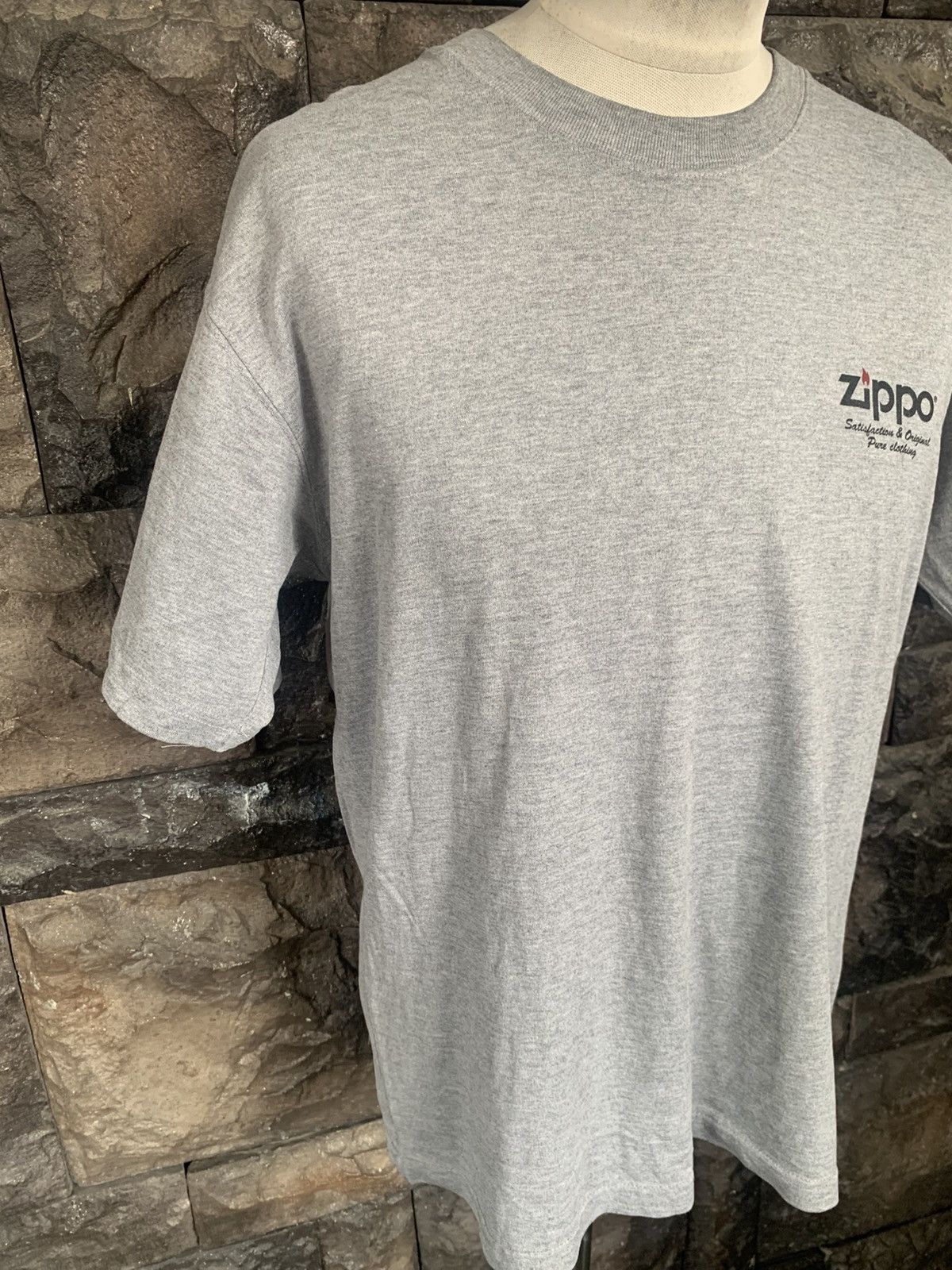 Zippo Vintage Zippo Metal Lighter Brand T shirt Size US L / EU 52-54 / 3 - 5 Thumbnail