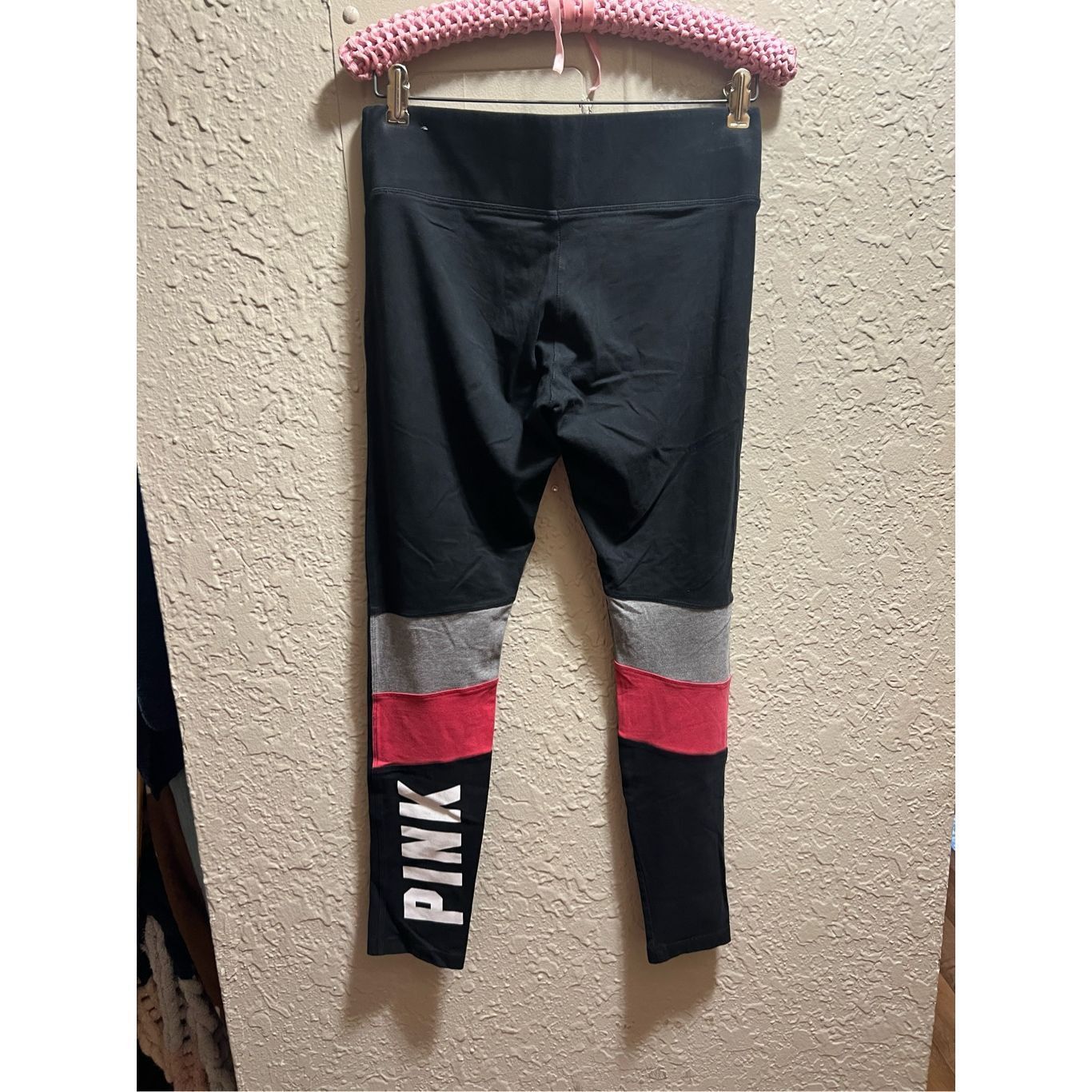 Pink PINK By Victoria’s Secret Yoga Leggings Woman’s Size Medium Size 28" / US 6 / IT 42 - 9 Thumbnail