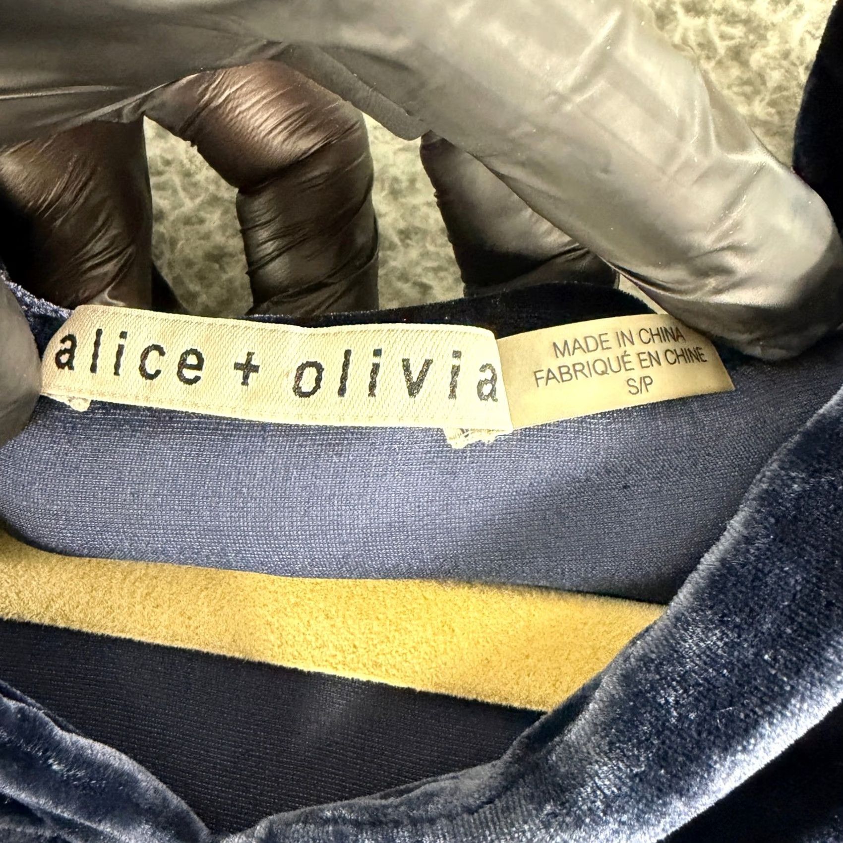 Alice + Olivia Alice + Olivia Hoodie Dress Womens S Navy Blue Velvet Silk Blend CC708B12537 Size S / US 4 / IT 40 - 7 Thumbnail