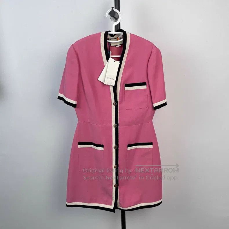 Gucci Gucci Pink V-neck dress Size M / US 6-8 / IT 42-44 - 1 Thumbnail