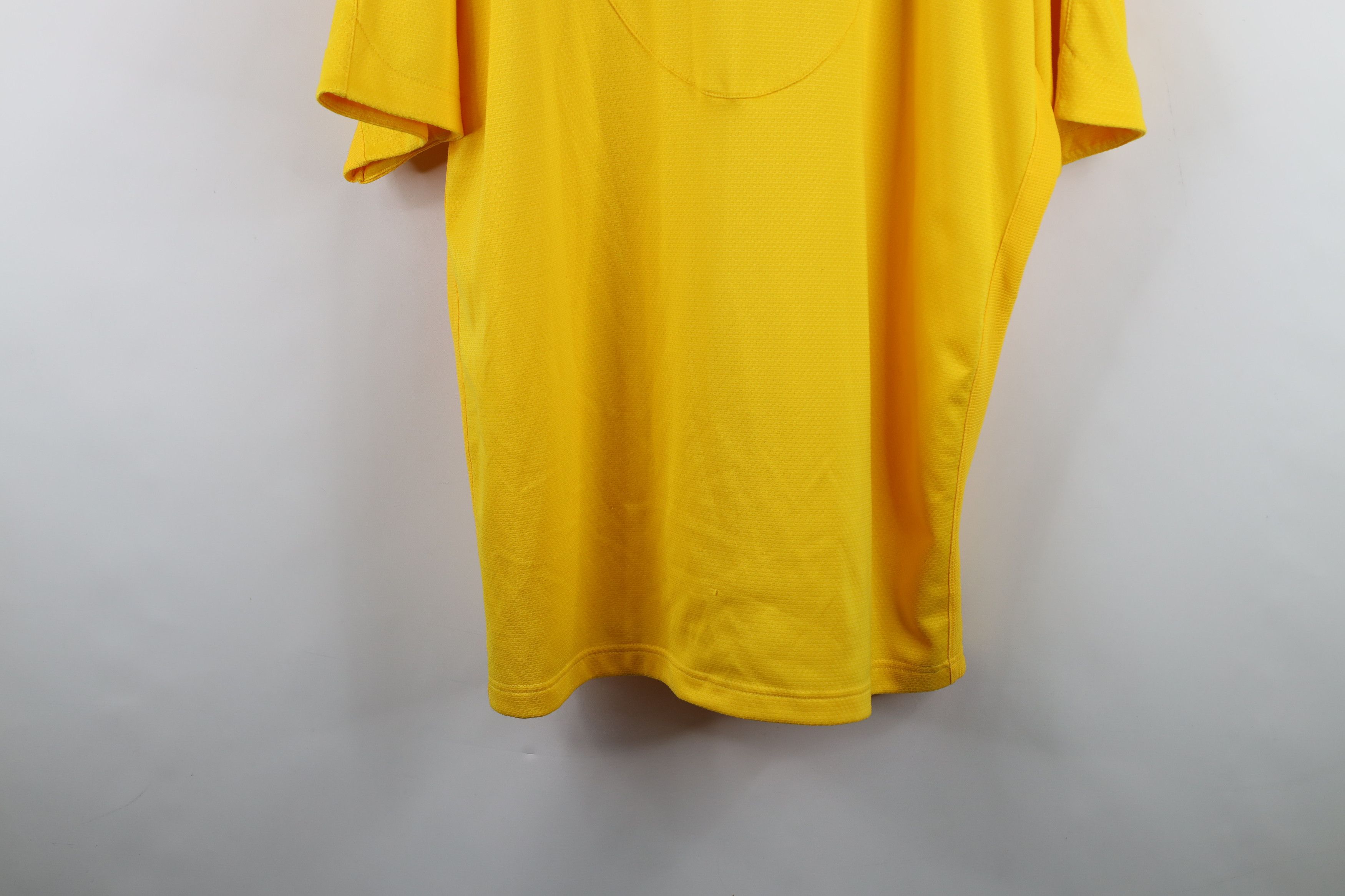 Nike Vintage Nike Mini Swoosh University of Michigan Thermal Polo Size US L / EU 52-54 / 3 - 16 Thumbnail