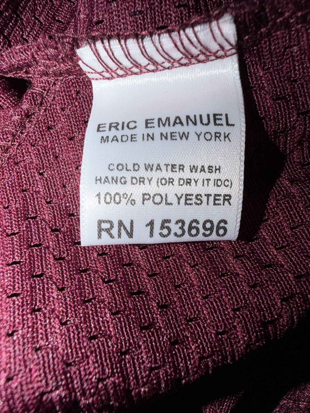 Eric Emanuel ERIC EMANUEL BURGUNDY BASIC SHORTS NWT (SMALL) Size US 28 / EU 44 - 6 Thumbnail