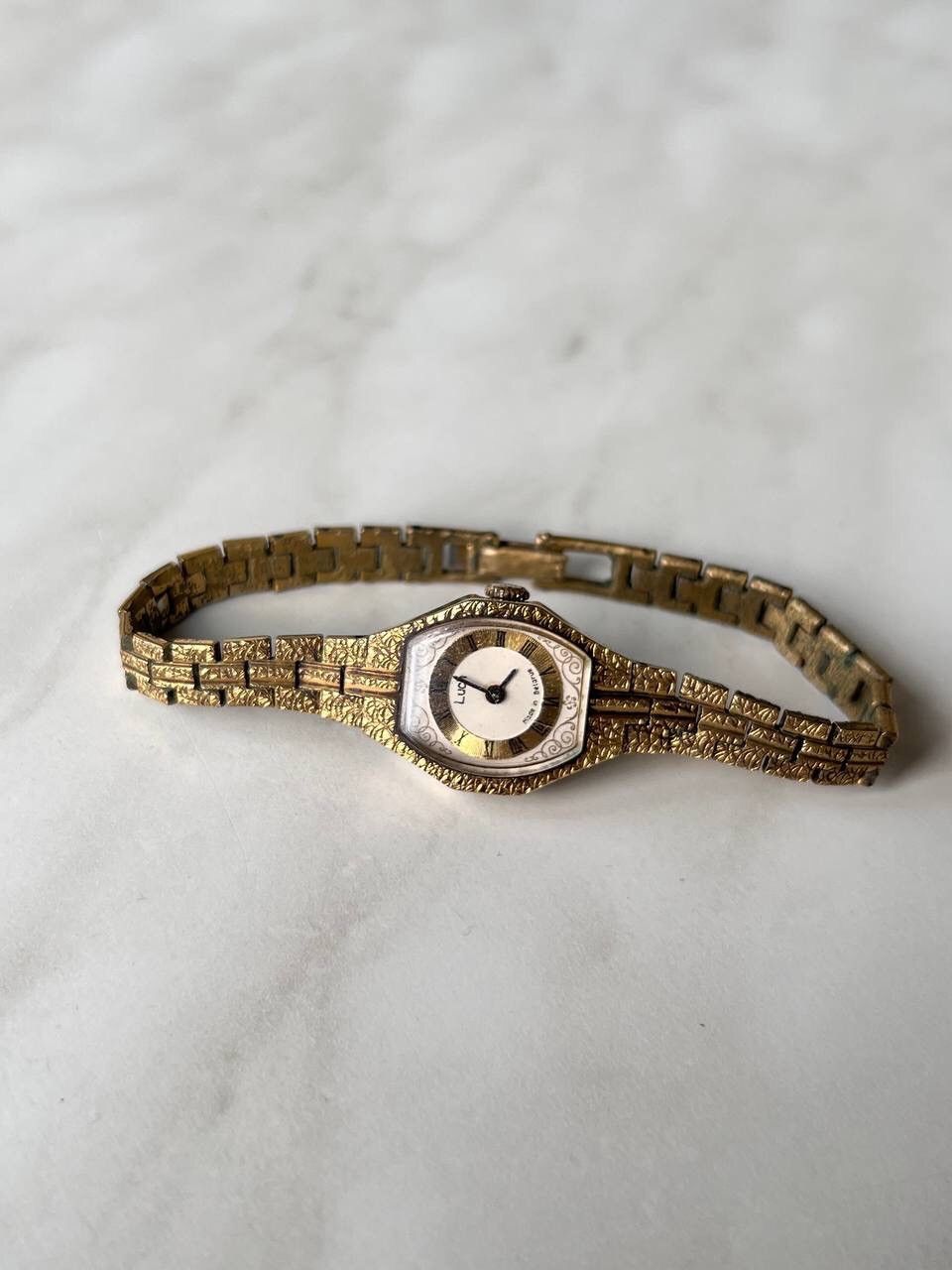 Japanese Brand × Vintage Vintage Japanese style futuristic Watch Retro Style 80s Size ONE SIZE - 1 Thumbnail