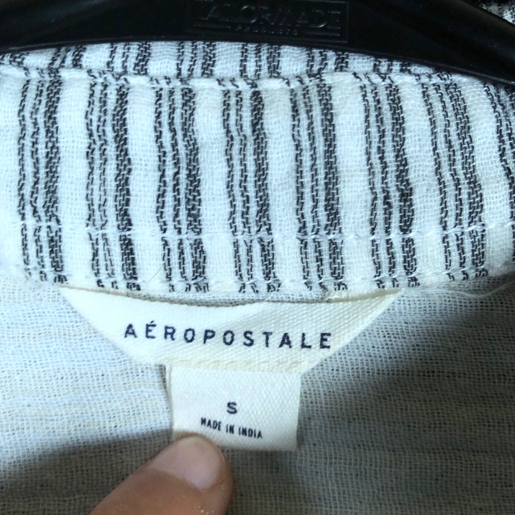 Aeropostale Aeropostale Shirt Womens Striped Collared Button Down 100% Cotton S Yellow Multicolored Casual Workwear Slim Fit Button-Up Long Sleeve Size S / US 4 / IT 40 - 6 Thumbnail
