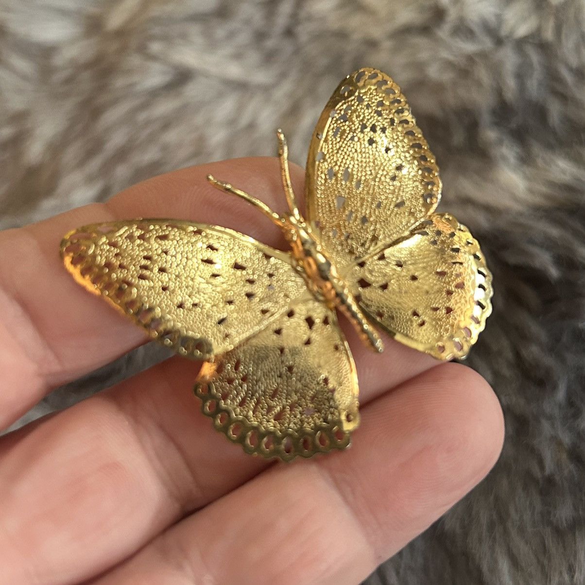 Vintage Vintage filigree shiny gold plated butterfly brooch pin Size ONE SIZE - 3 Thumbnail