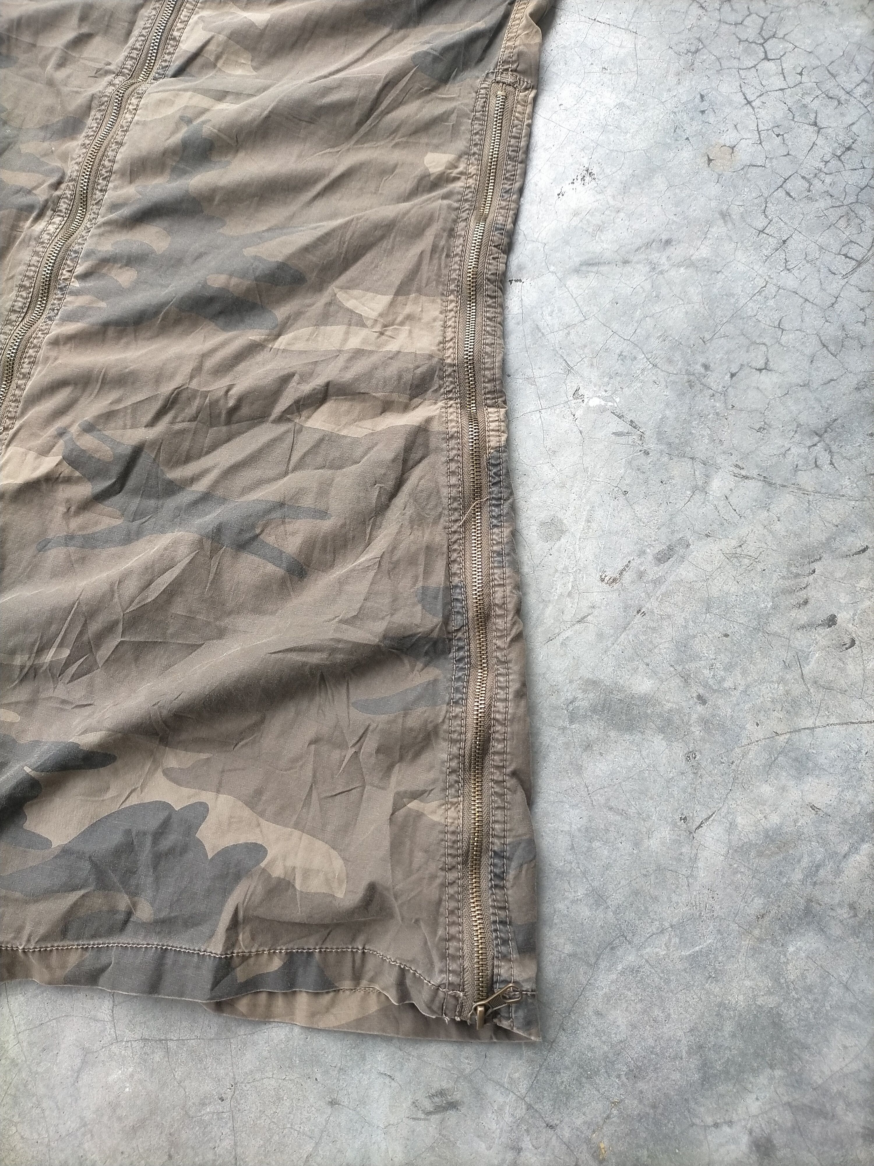 GOA Vintage Goa Multi Zipper Camo Skirts Size 31" - 3 Thumbnail