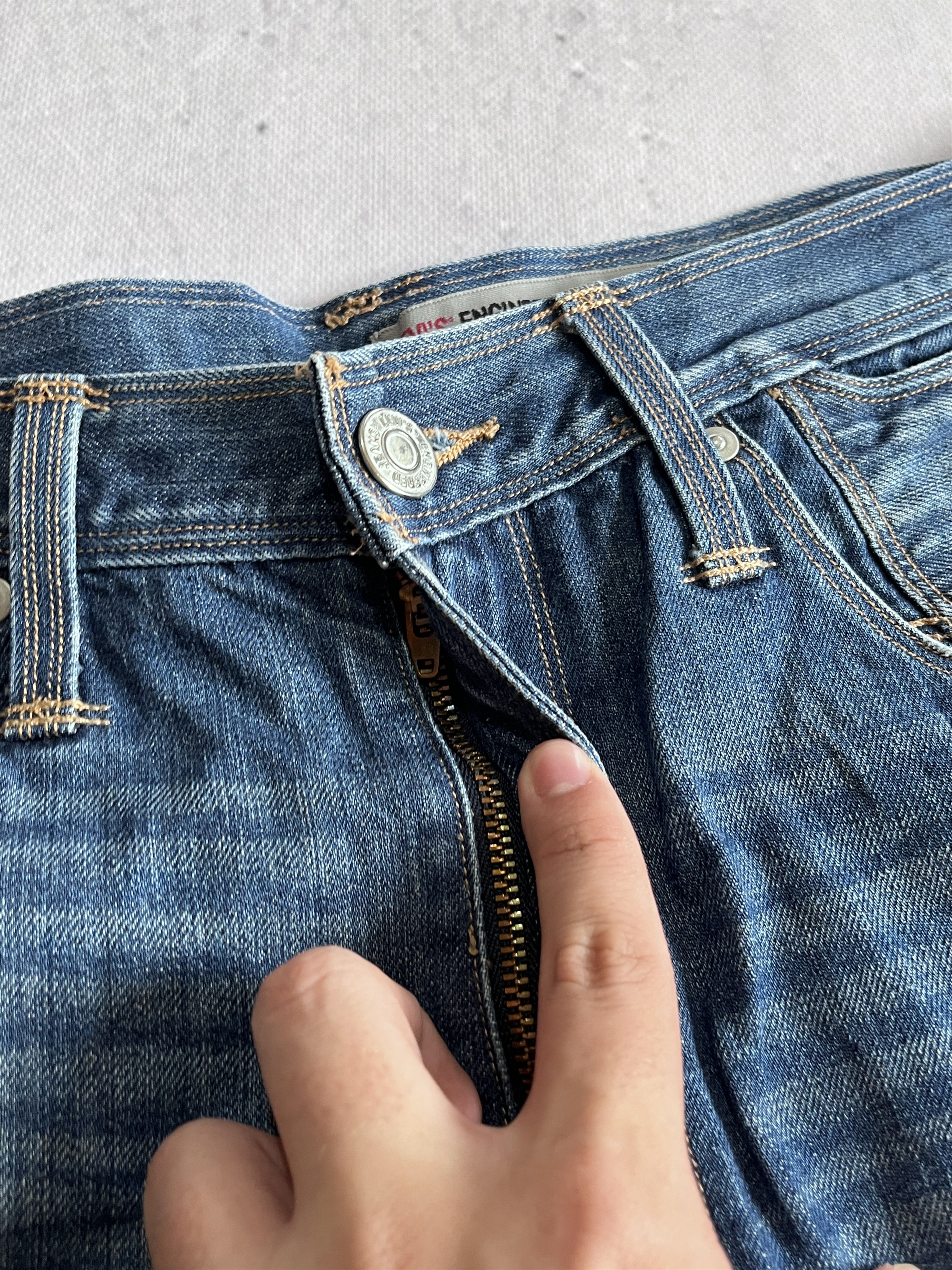Levi's LEVI'S ENGINEERED JEANS 2008 TWISTED LEG VINTAGE Y2K DENIM Size US 34 / EU 50 - 9 Thumbnail