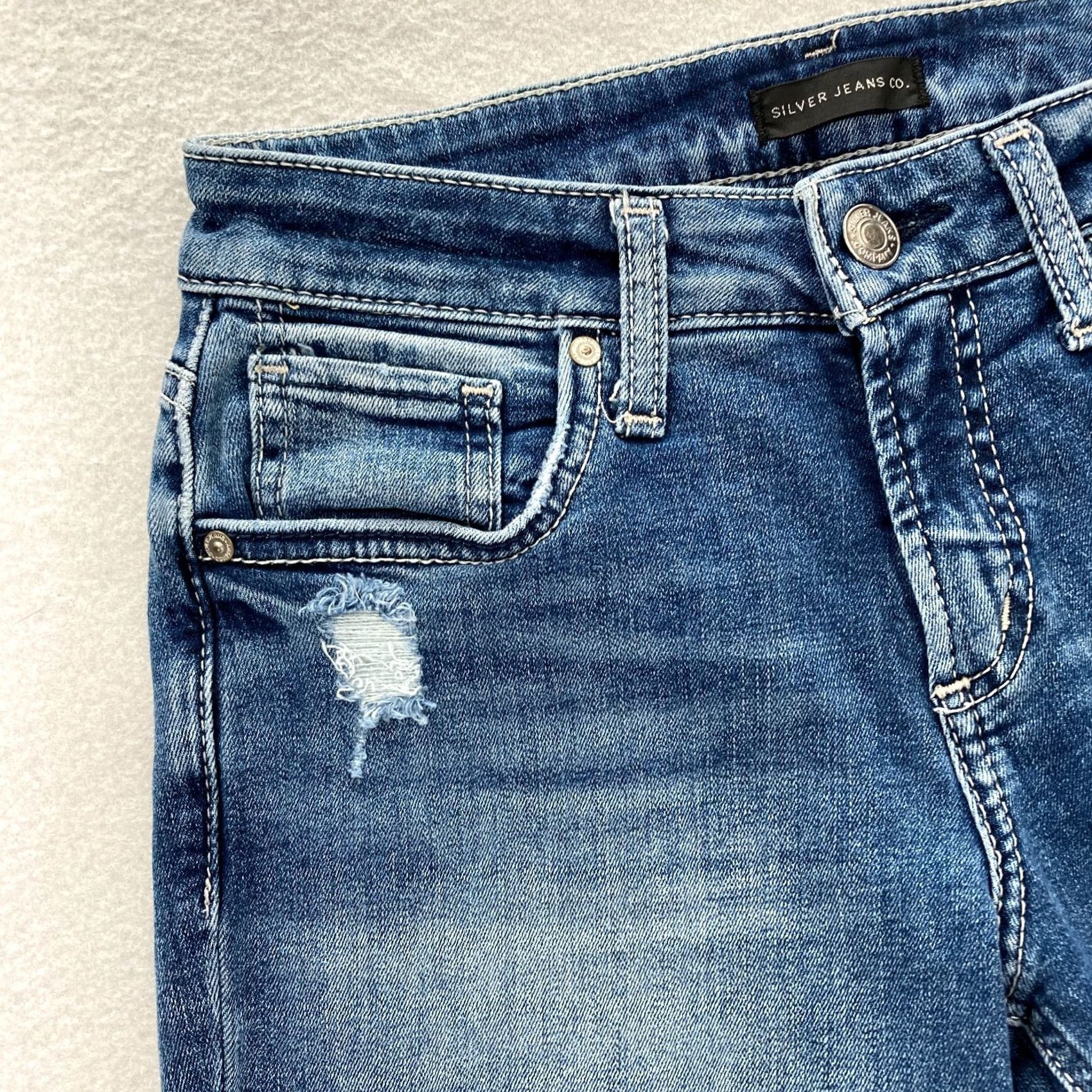 Silver Jeans Co. Silver Jeans Women's Boyfriend Blue Stretch Denim Distressed Grunge Rock 27x29 Jeans Size 26" / US 2 / IT 38 - 4 Thumbnail