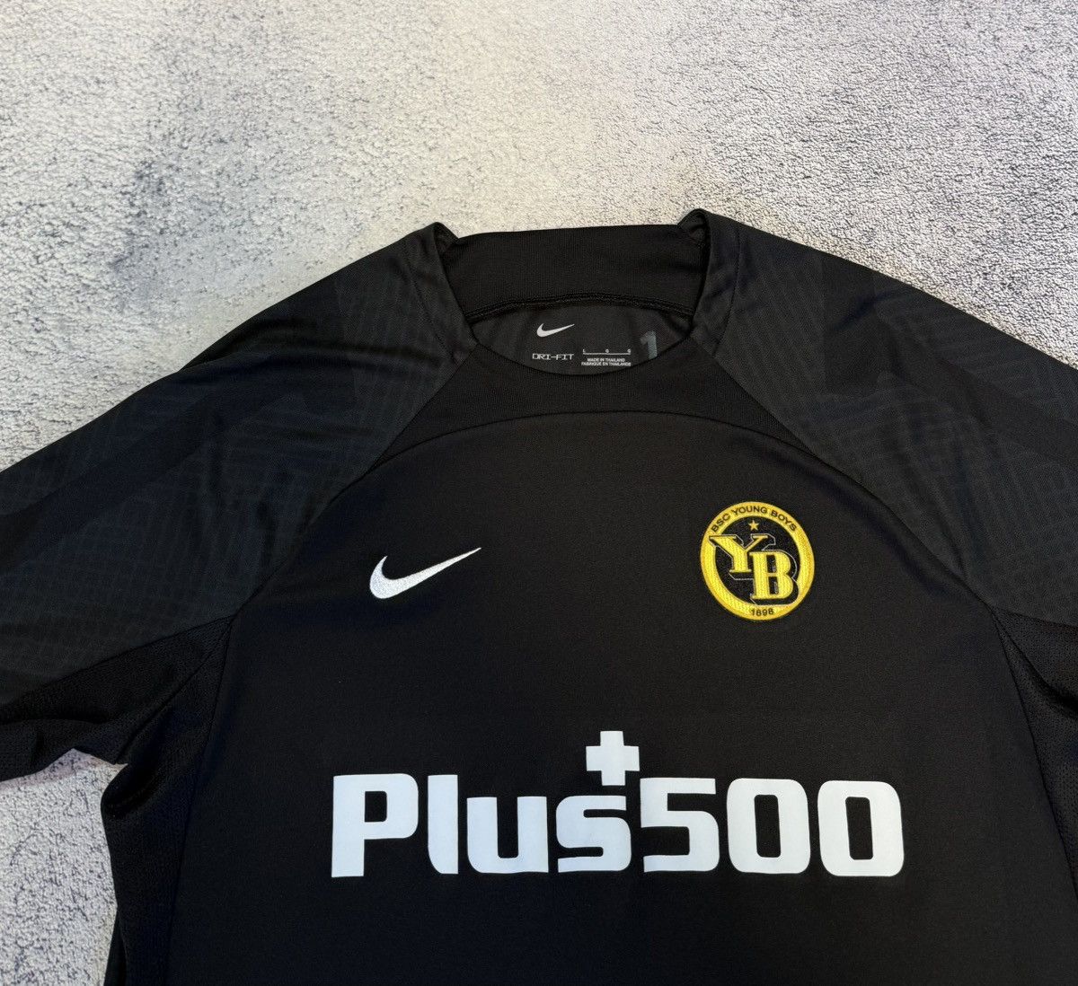 Nike BSC Young Boys Nike Training Shirt Jersey 2022-24 Plus500 Size US L / EU 52-54 / 3 - 5 Thumbnail