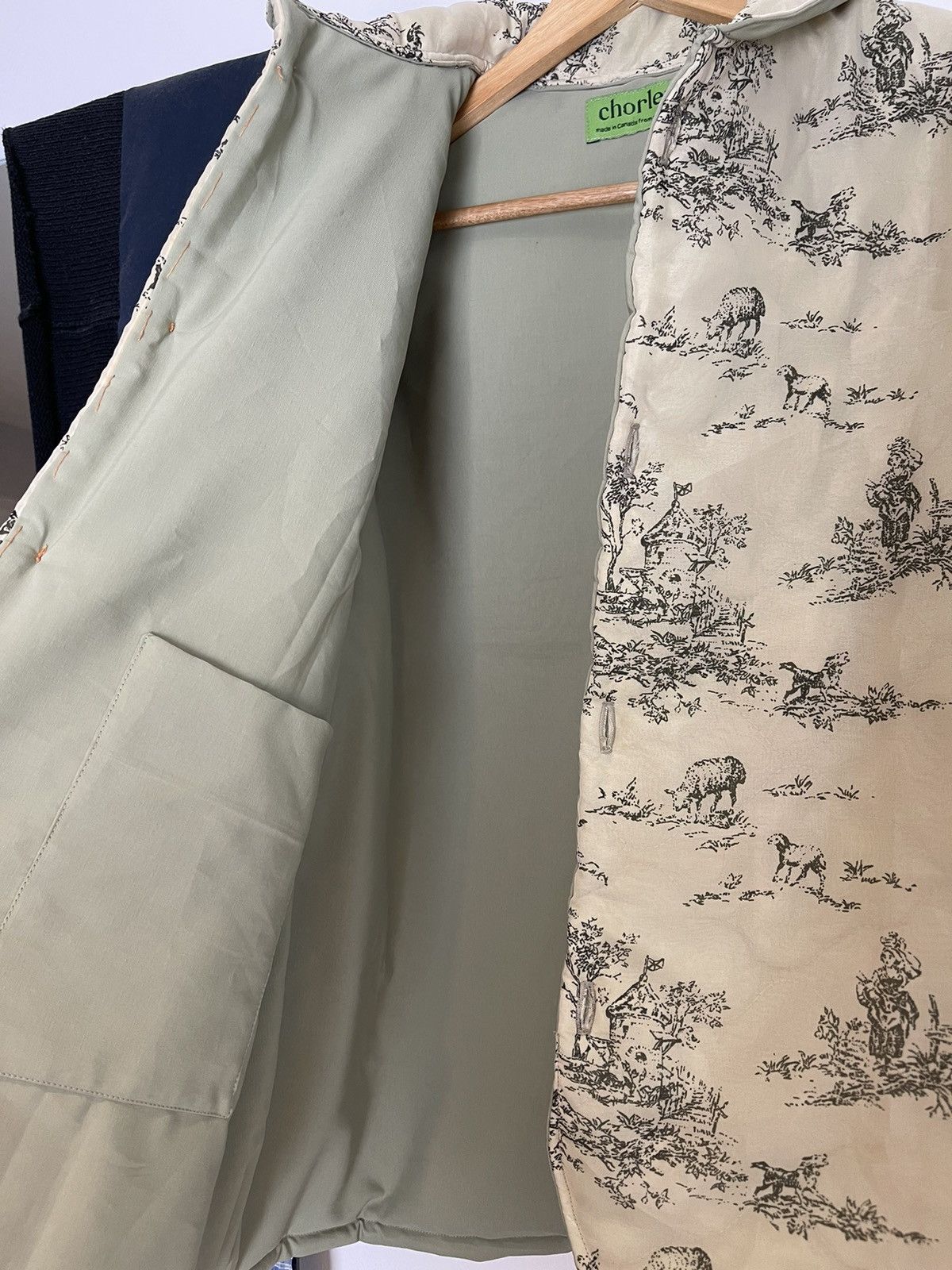 Chorley AW23 sheer toile de jouy quilted bomber flak liner work coat Size US L / EU 52-54 / 3 - 8 Thumbnail