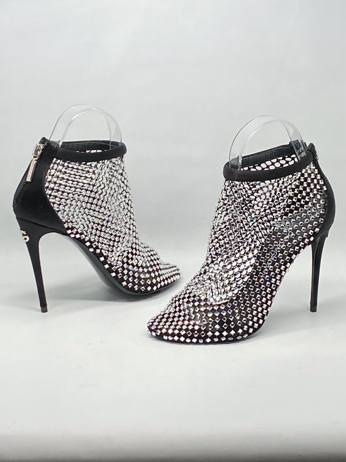 Dolce & Gabbana Dolce & Gabbana mesh crystal embellished satin pumps size 35 Size US 5 / IT 35 - 6 Thumbnail