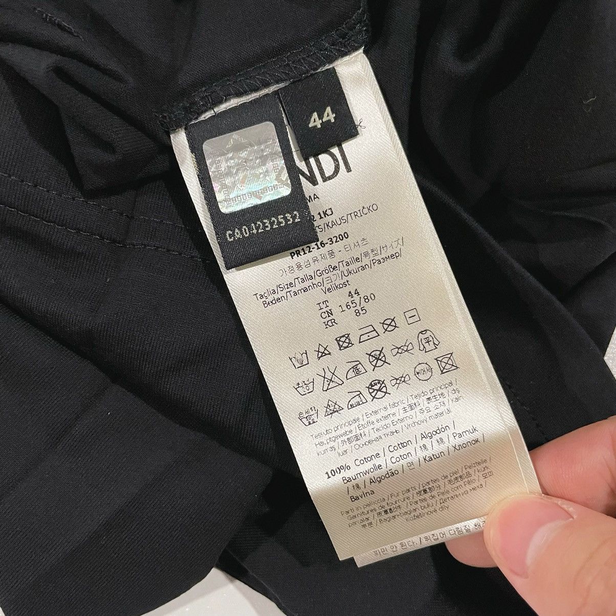 Fendi Fendi black T-shirt shearling lightbulb JE tee Size US S / EU 44-46 / 1 - 7 Thumbnail