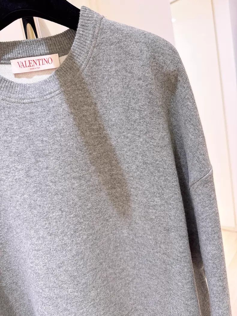 Valentino Valentino Bright diamond cuffs Grey silhouette sweater Size XS / US 0-2 / IT 36-38 - 3 Thumbnail