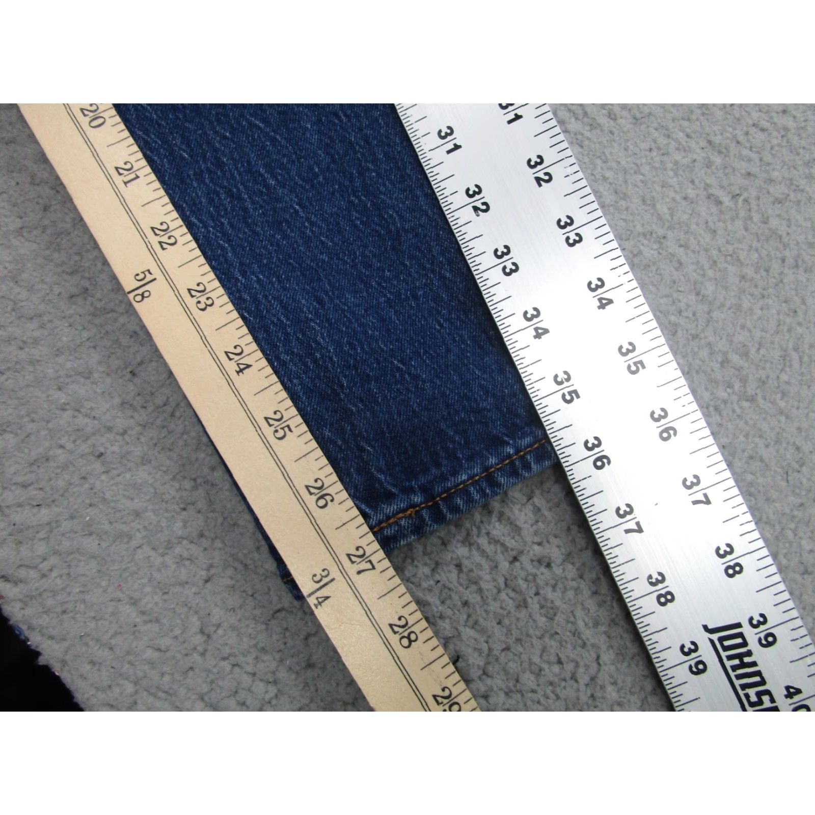 Levi's Levi's Wedgie Straight Jeans Womens 28 Blue High Rise Button Fly Stretch Big E Jeans Women Slim Rise 28 in Medium Blue Denim Size 28" / US 6 / IT 42 - 4 Thumbnail