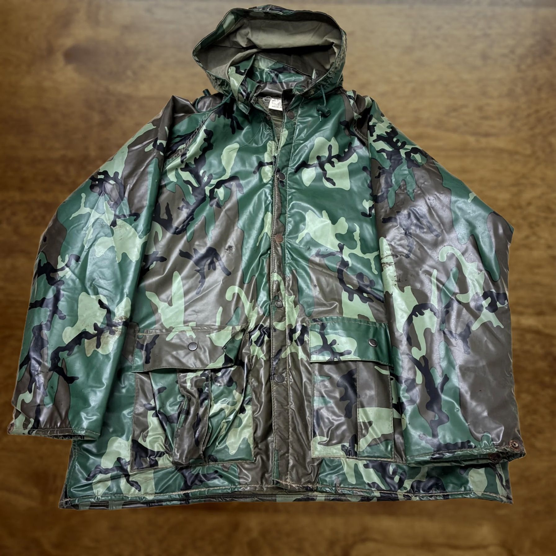 Vintage VINTAGE Duck Bay Jacket Men M Green Camo PVC Hooded Snap Waterproof Hunting Size US M / EU 48-50 / 2 - 1 Thumbnail