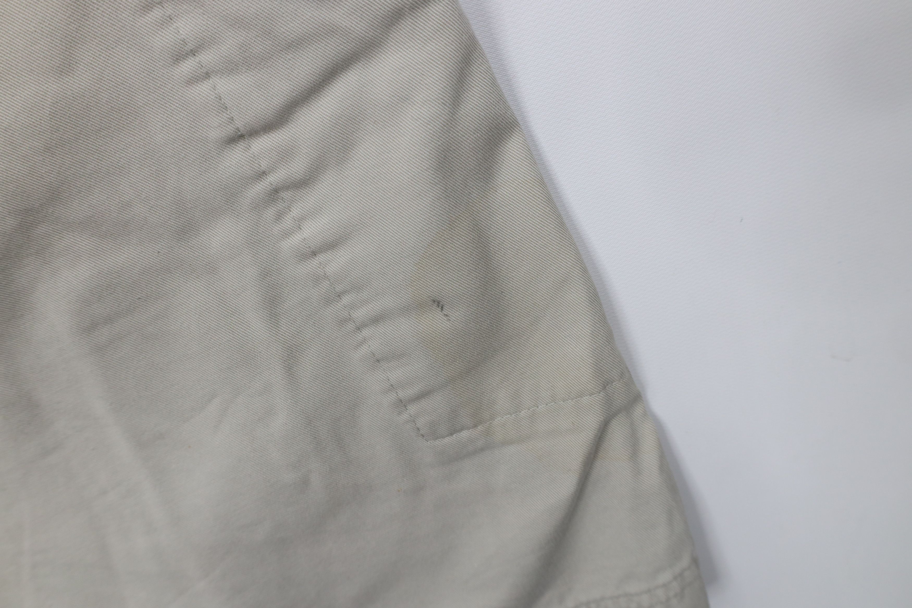 Nike Vintage Nike Spell Out Above Knee Shorts Beige Cotton Size US 34 / EU 50 - 13 Thumbnail