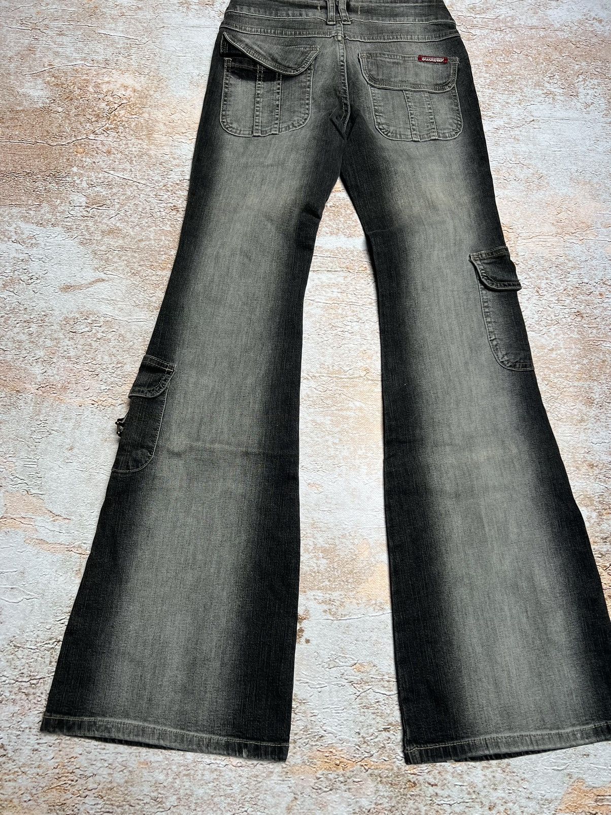 Japanese Brand Vintage Japanese super flare cargo jeans Size 28" / US 6 / IT 42 - 7 Thumbnail