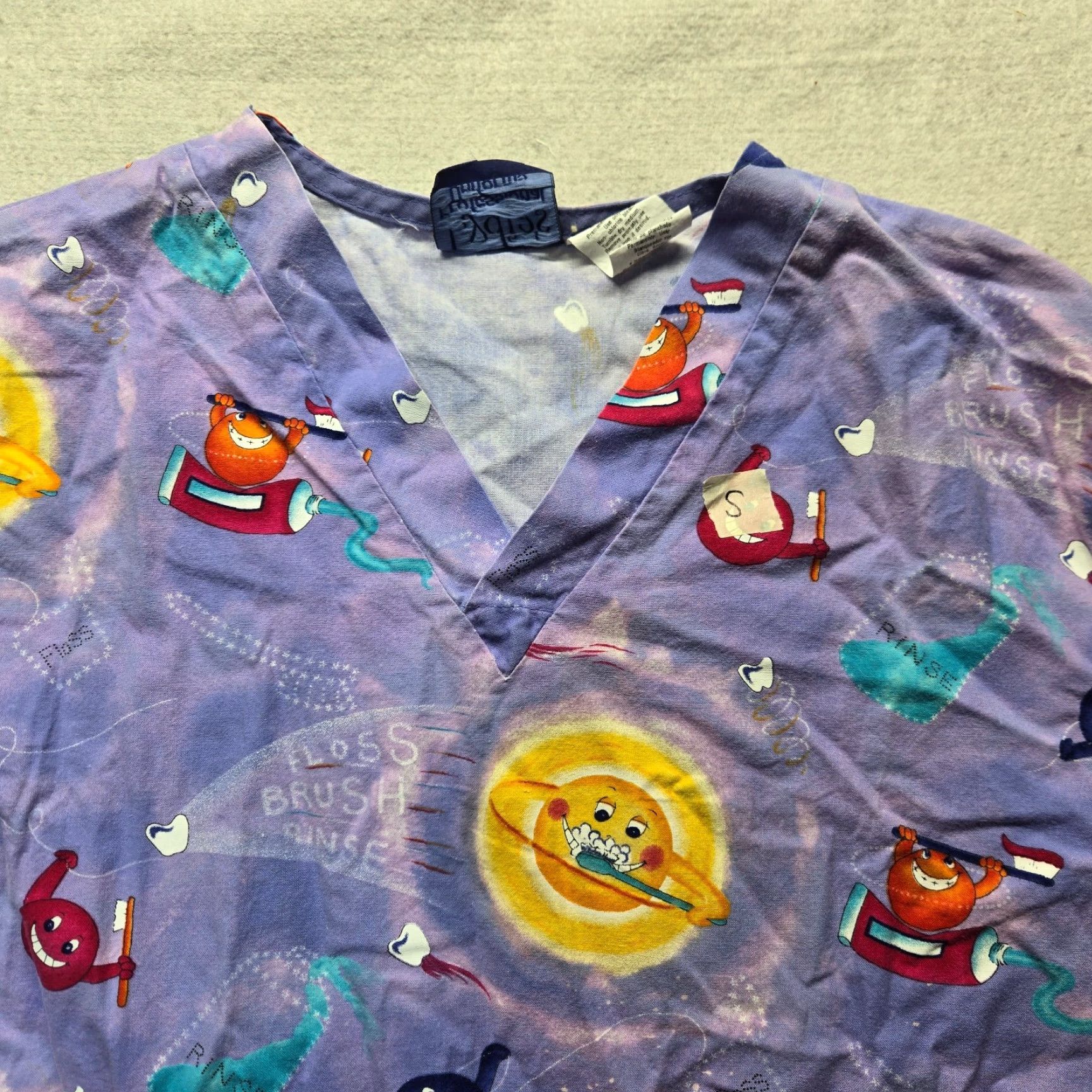 Vintage VINTAGE Lydia's Dental Animal Print Scrub Top Shirt Adult Women Size L Purple Cotton Blend Size L / US 10 / IT 46 - 2 Thumbnail