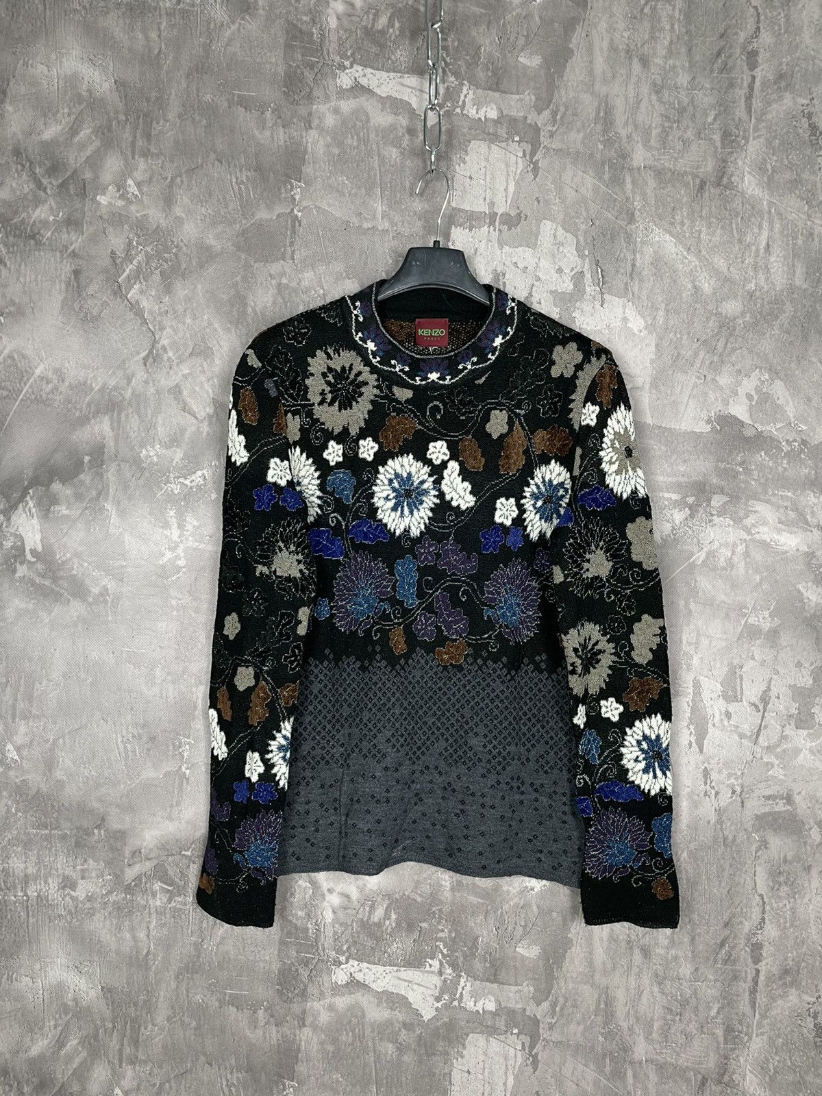 Vintage Y2K Black Gold Embroidered Kenzo Jumper M