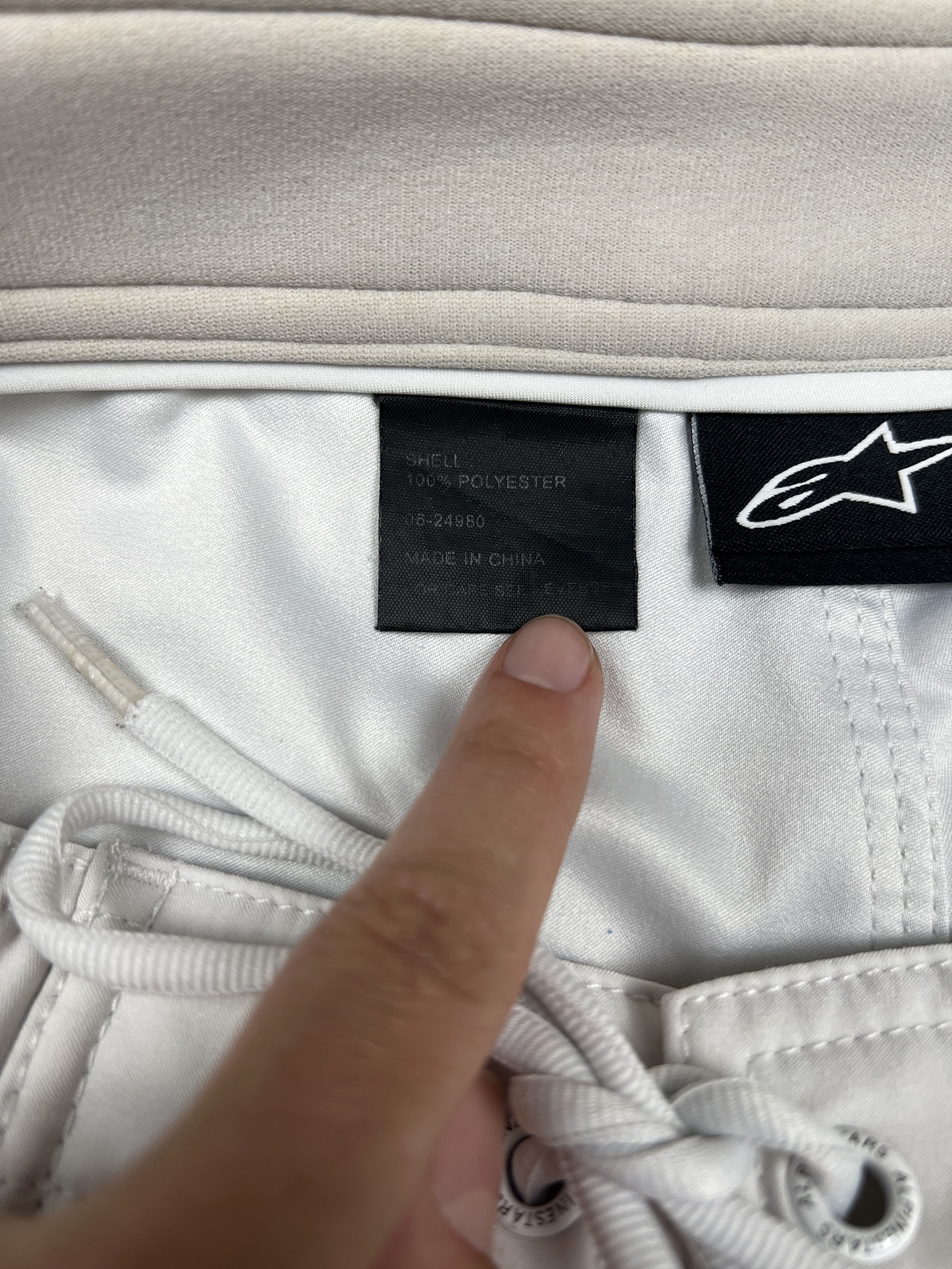 Alpinestars Alpinestars Graphic Skull Shorts White (Size 1) Size US 28 / EU 44 - 16 Thumbnail