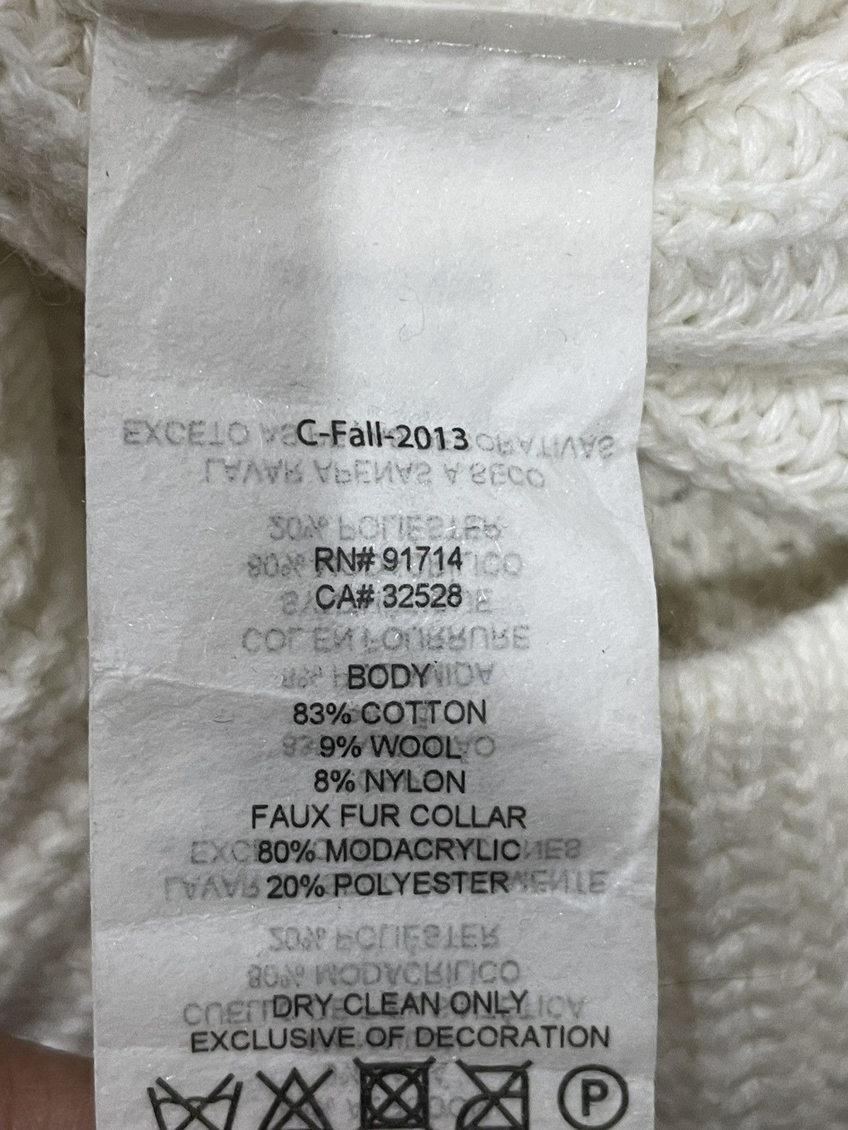 Armani Exchange Armani Exchange sweater with faux fur collar fall 2013 Size ONE SIZE - 6 Thumbnail