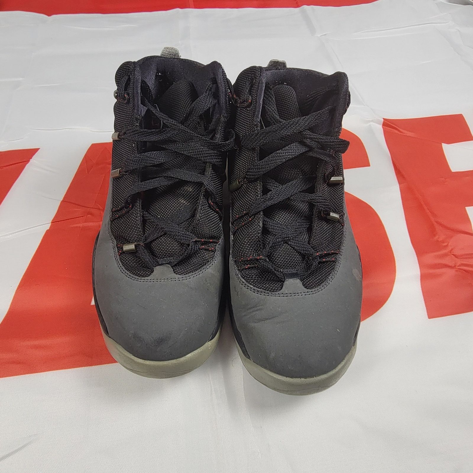 Jordan Brand Jordan Prime Flight GS 'Black Gym Red' Sz 7Y 616861 004 (82) Size US 7 / EU 40 - 3 Thumbnail