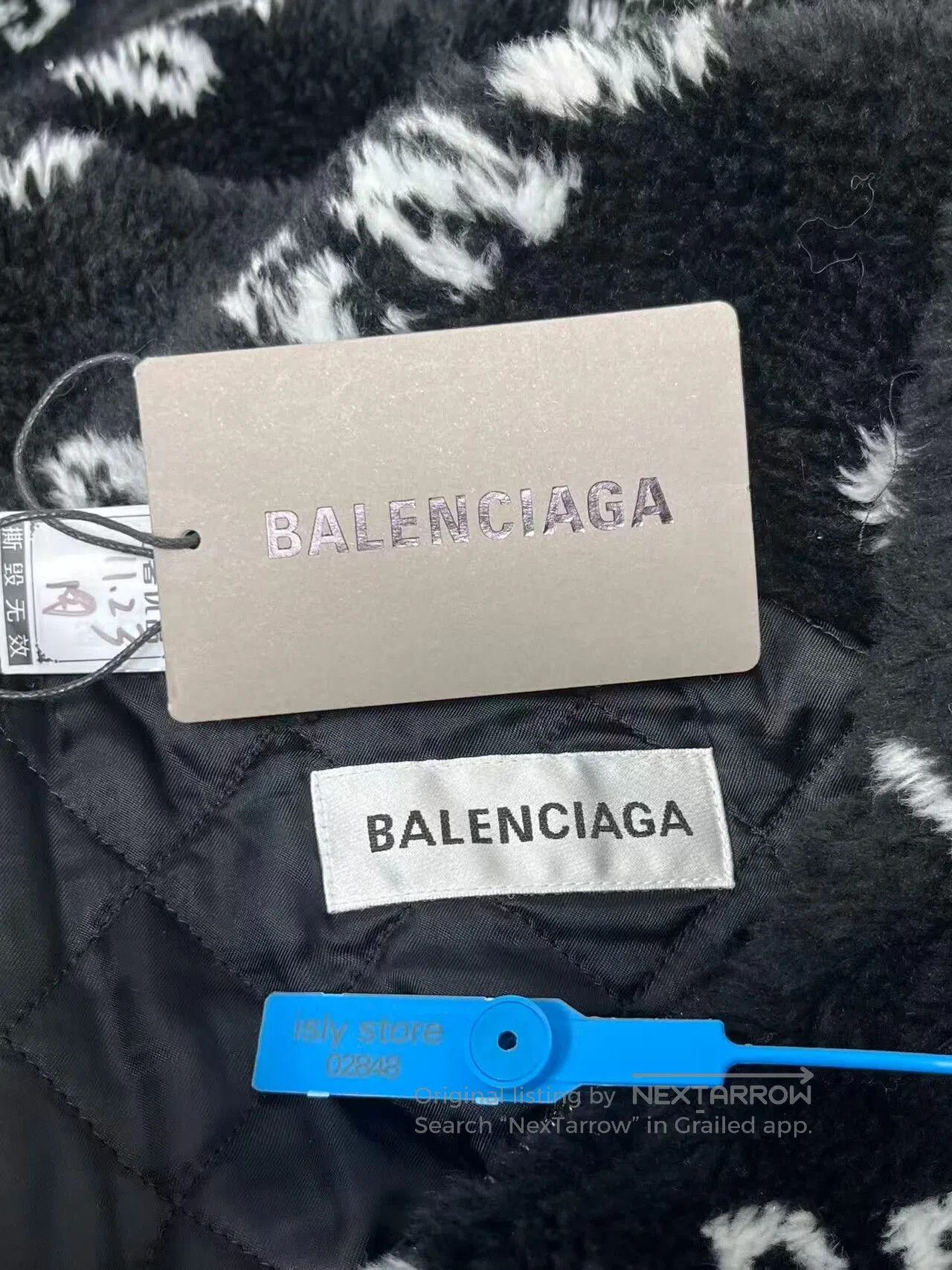 Balenciaga balenciaga logo zip. Size US M / EU 48-50 / 2 - 5 Thumbnail