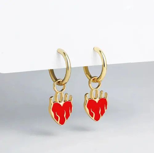 Japanese Brand × Vintage Hot Red Heart Earrings Size ONE SIZE - 1 Thumbnail