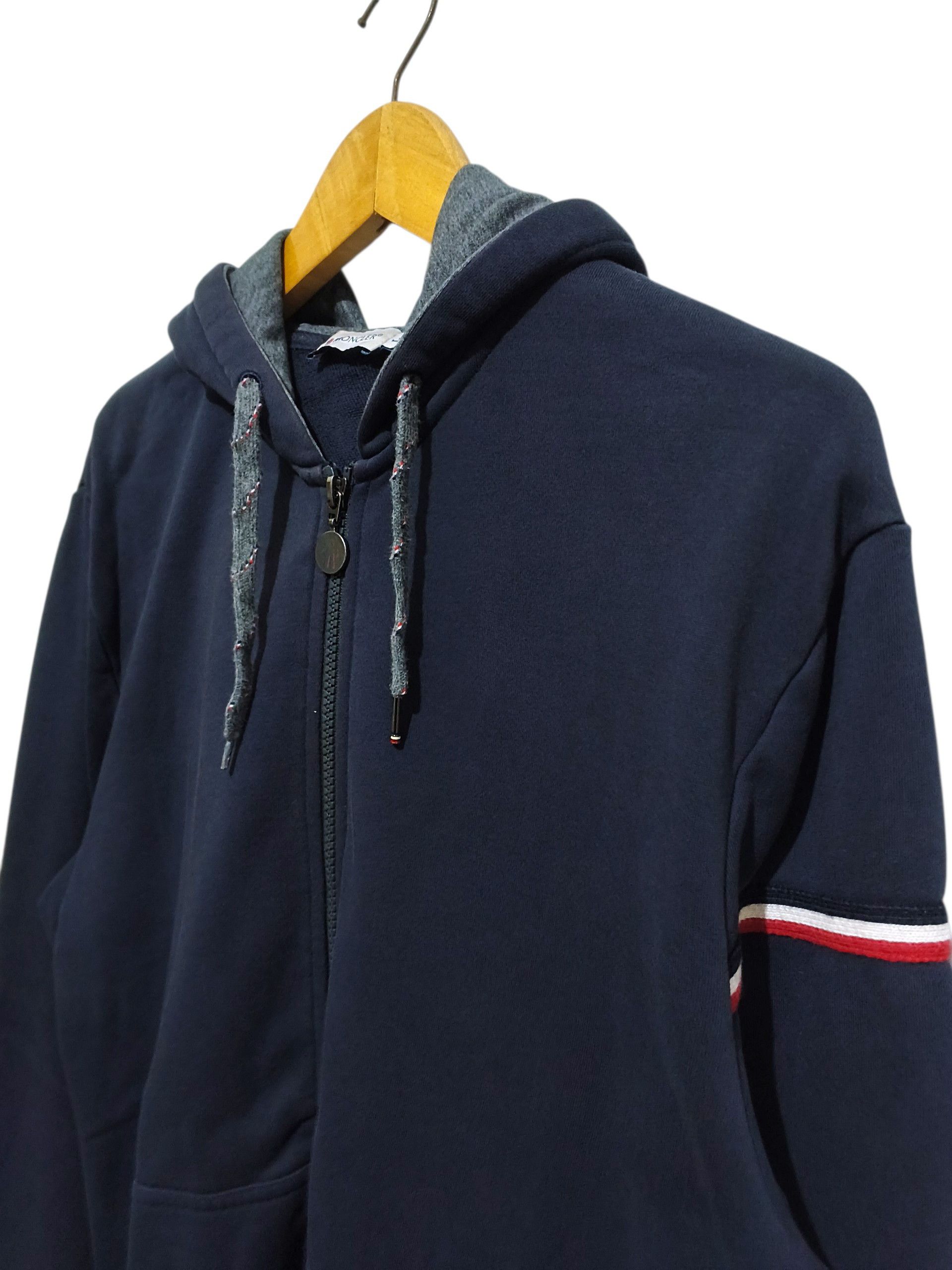 Moncler Moncler Maglia Cardigan Navy Gamme Blue Zip Hoodie Size US L / EU 52-54 / 3 - 6 Thumbnail