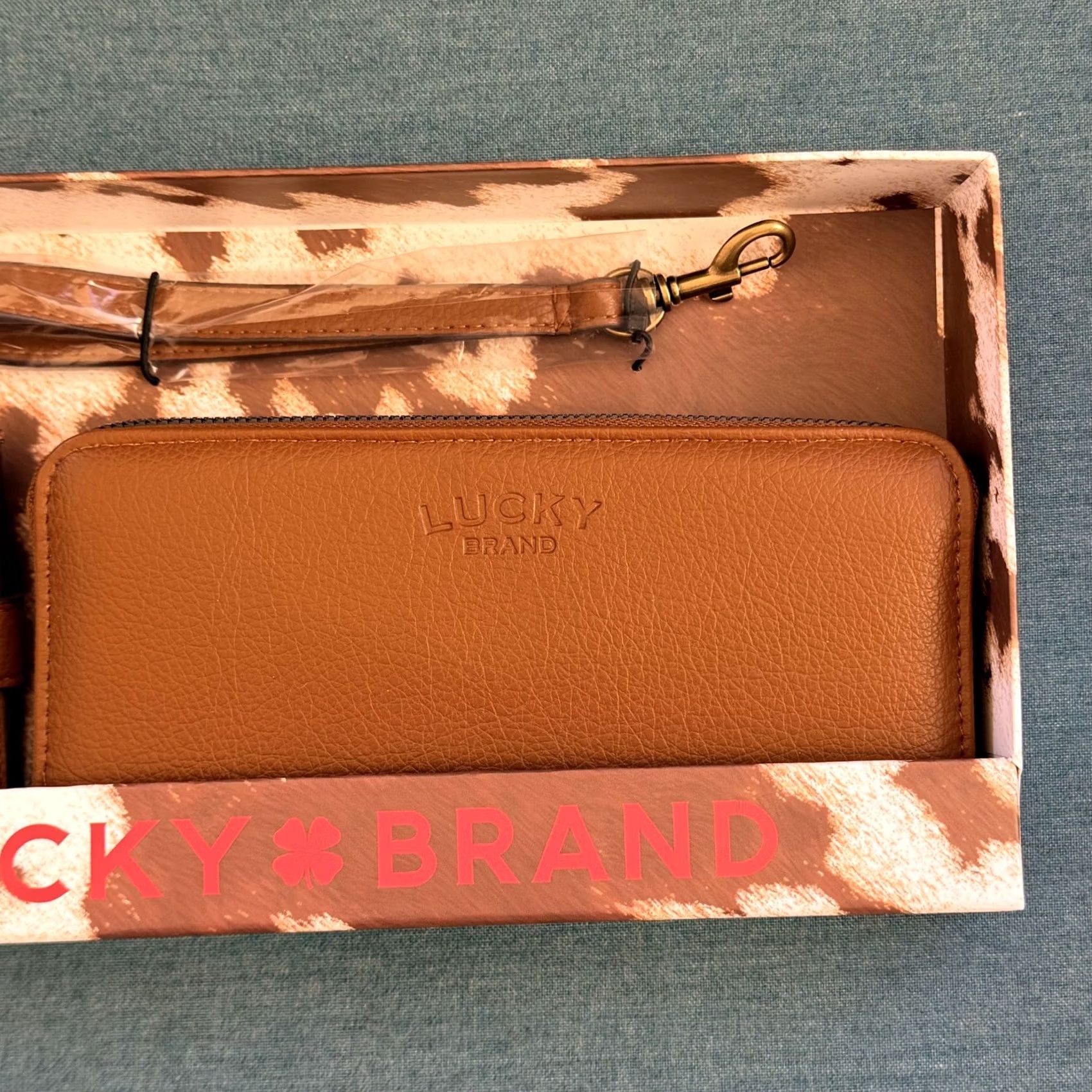 Lucky Brand Lucky Brand Wristlet Wallet Set Womens One Size Brown Leather Card Case Clover Size ONE SIZE - 2 Thumbnail