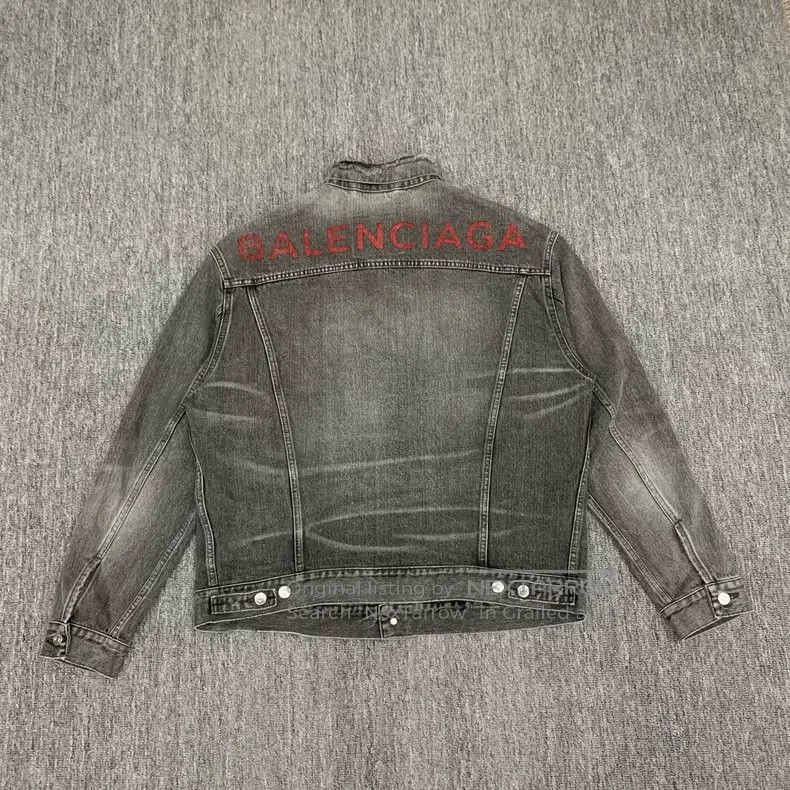 Balenciaga Balenciaga Back Logo Washed Denim Jacket Size XS / US 0-2 / IT 36-38 - 2 Thumbnail