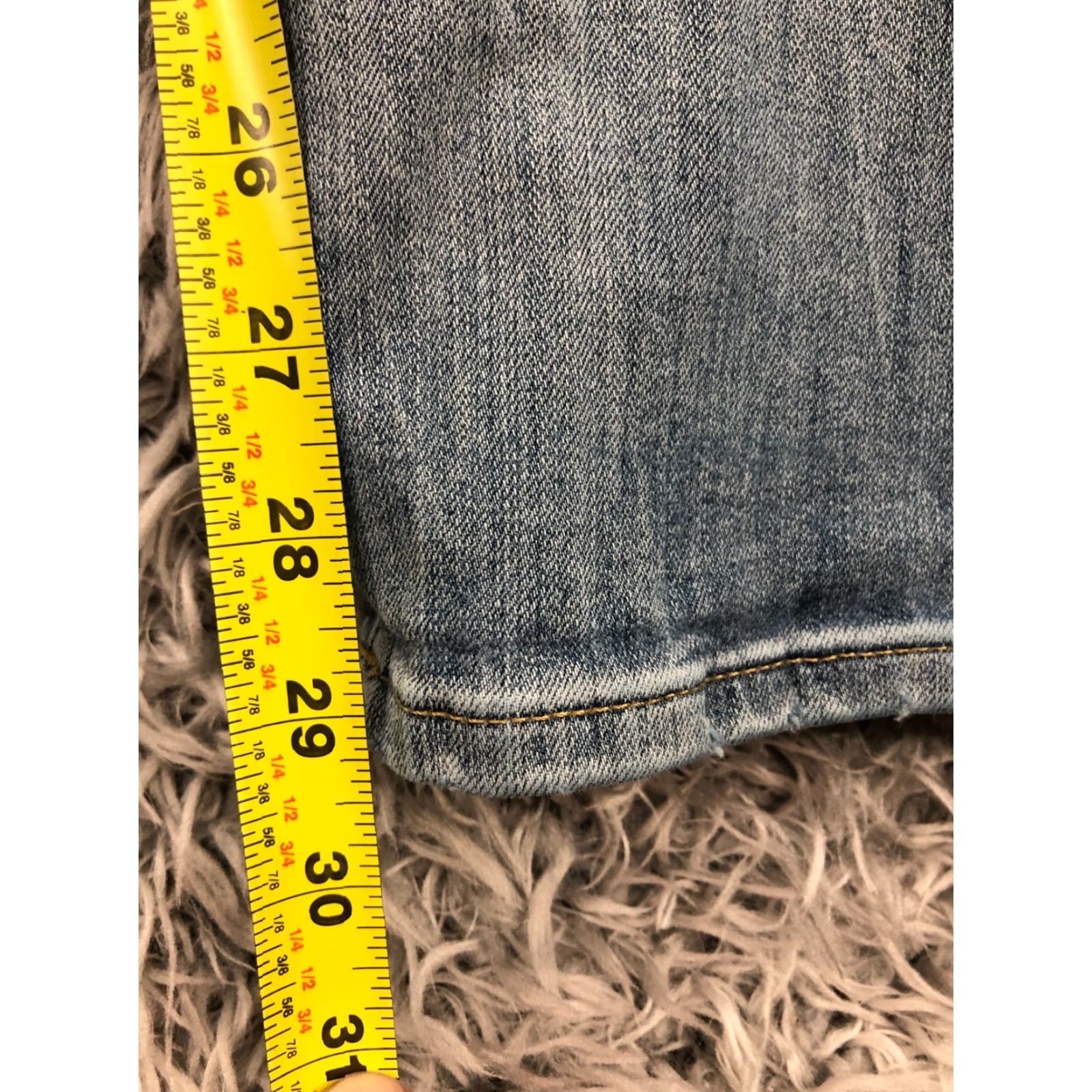 American Eagle Outfitters VINTAGE? No. Size US 31 - 3 Thumbnail