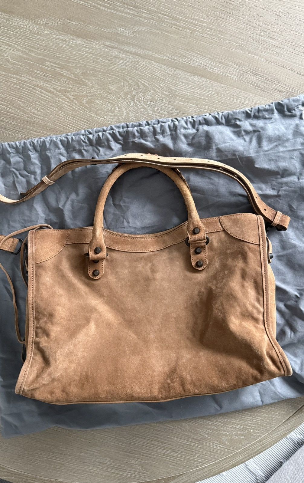 Balenciaga Le City Medium in Camel Suede Size ONE SIZE - 3 Thumbnail