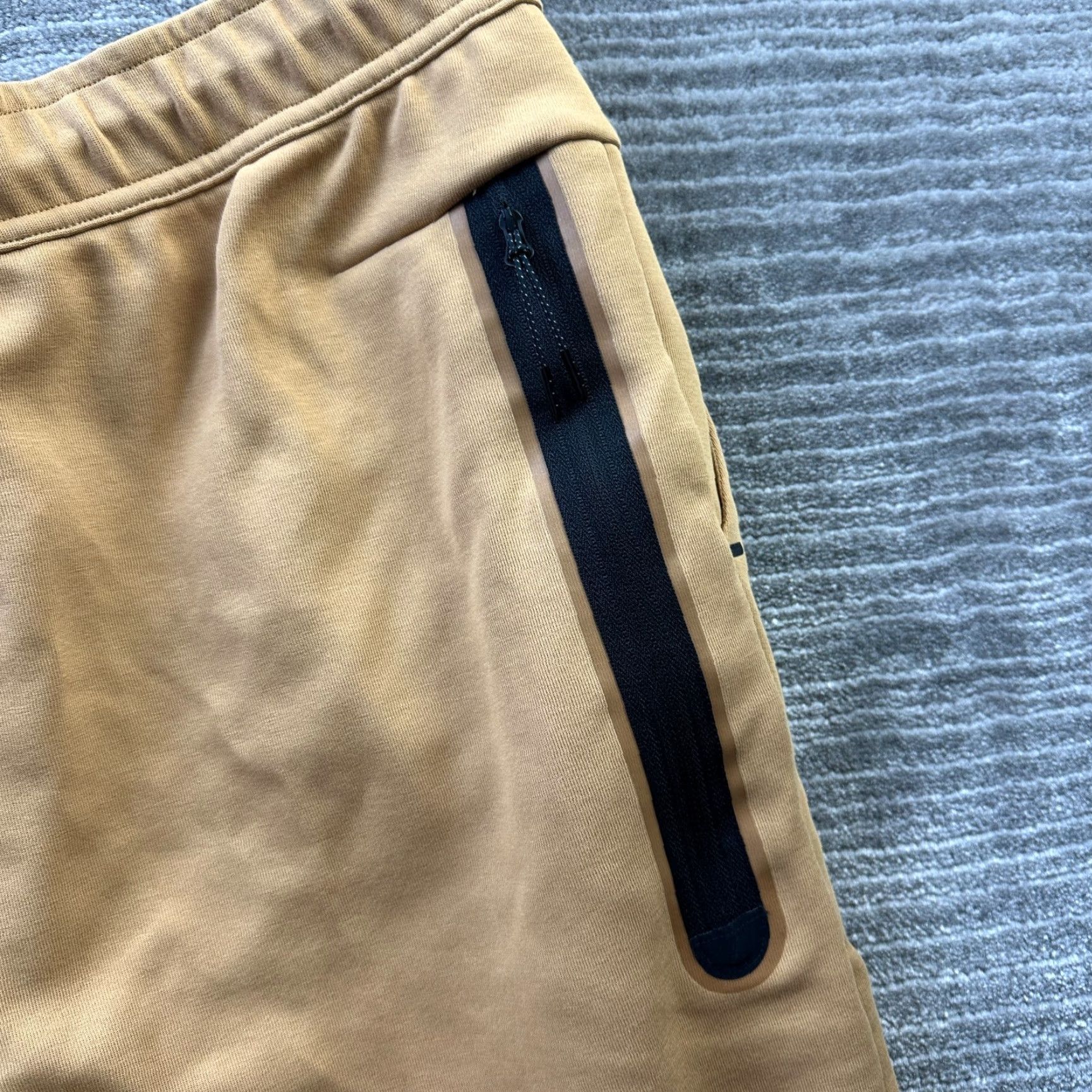 Nike Nike Tech Fleece Pants Mens XL Beige Tan Khaki Jogger Sweatpants Size US 36 / EU 52 - 6 Thumbnail