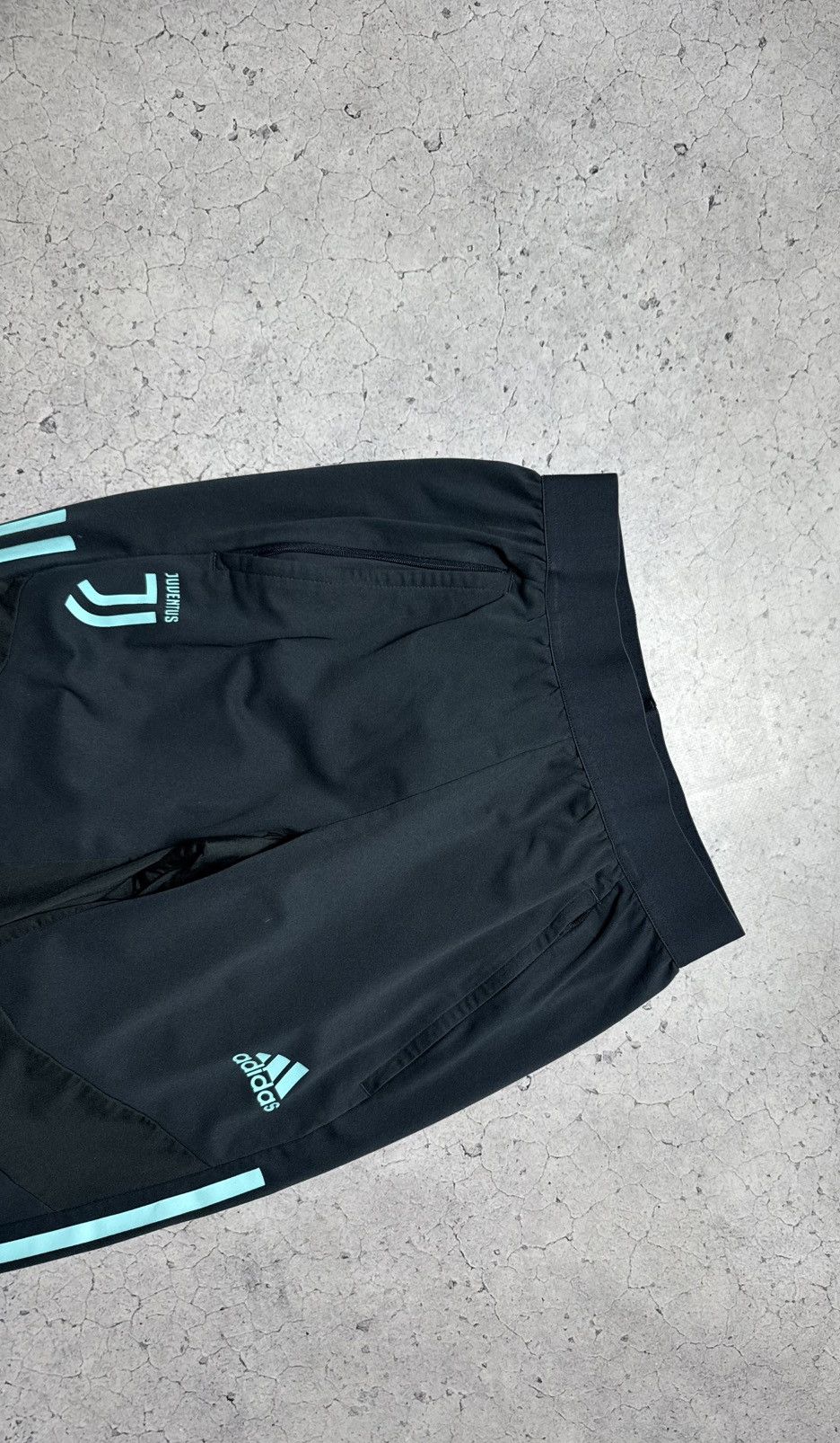 Adidas Adidas FC Juventus Nylon Track Suit Jacket & Pants Football Size US S / EU 44-46 / 1 - 12 Thumbnail