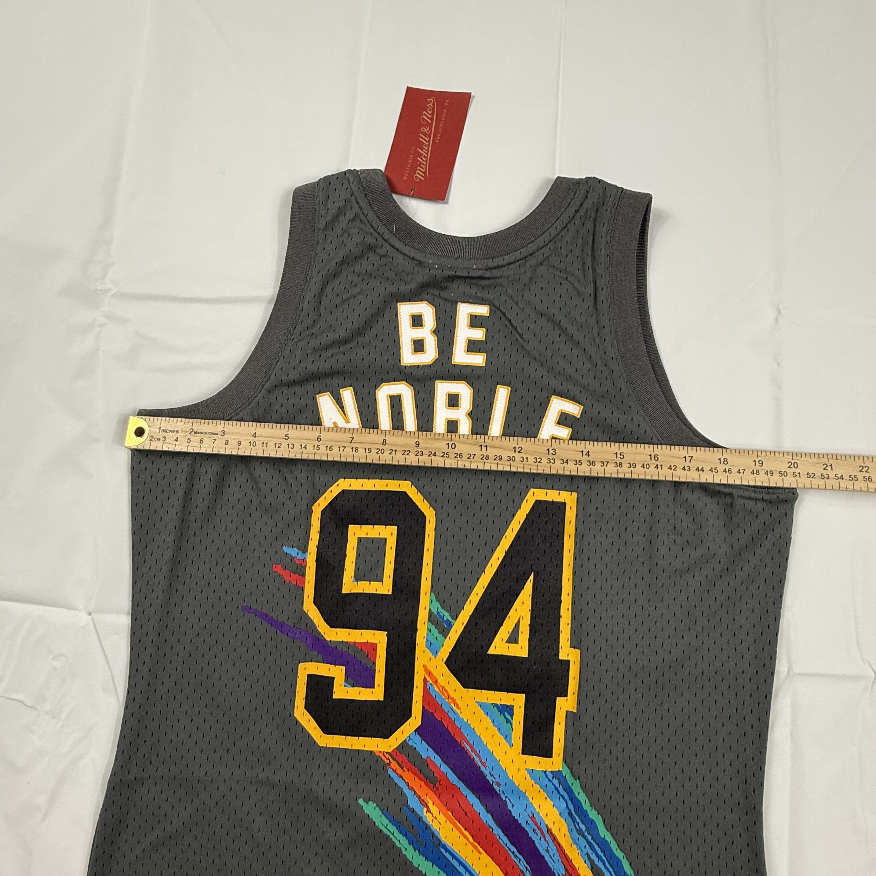 Mitchell & Ness Mitchell & Ness Frank White Be Noble 94 Basketball Jersey Size US M / EU 48-50 / 2 - 9 Thumbnail