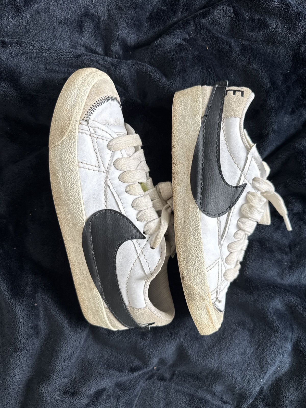 Nike Nike Blazer Low 77 Size US 7 / EU 40 - 1 Thumbnail