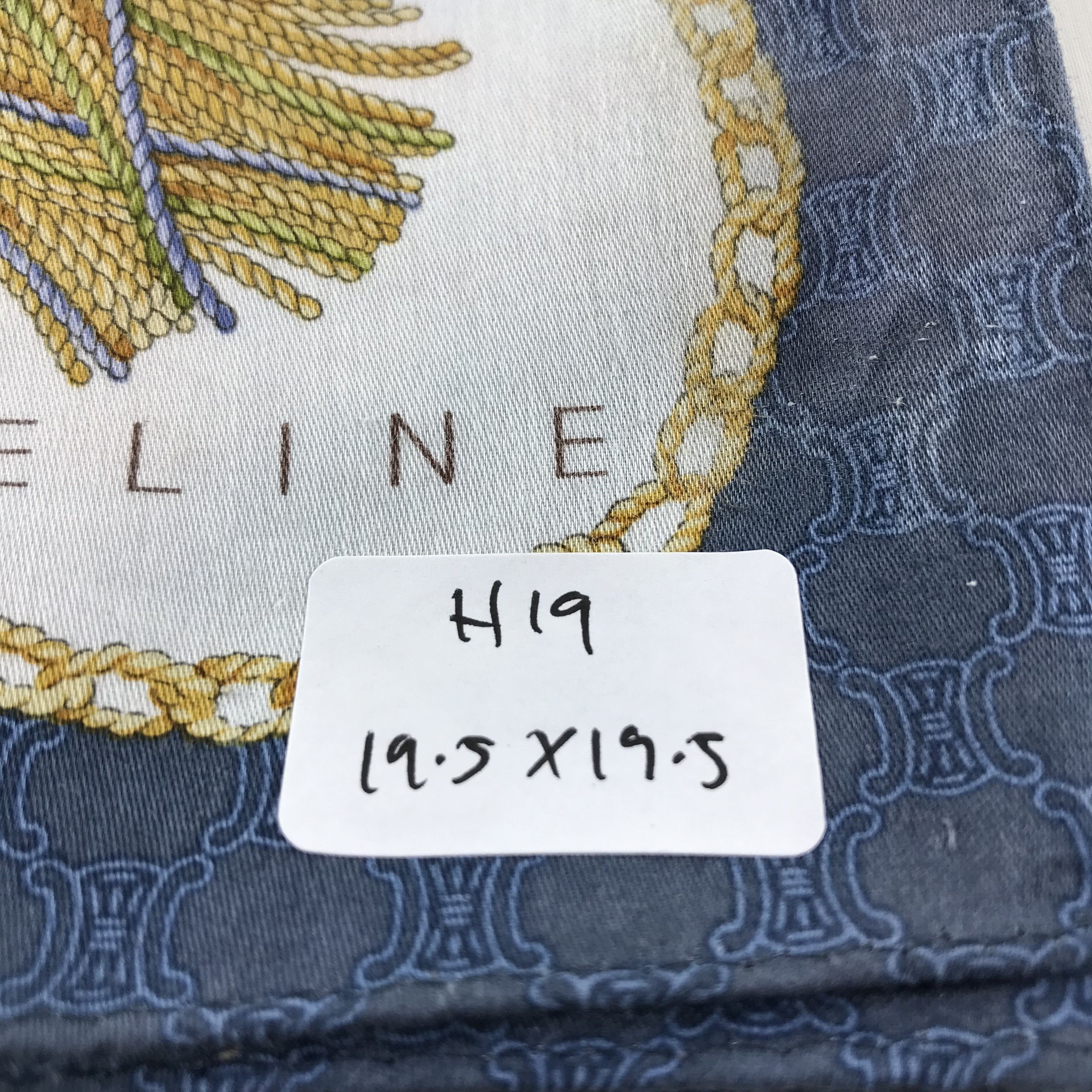 Celine Celine Handkerchief Neckerchief Bandana H19 Size ONE SIZE - 12 Thumbnail