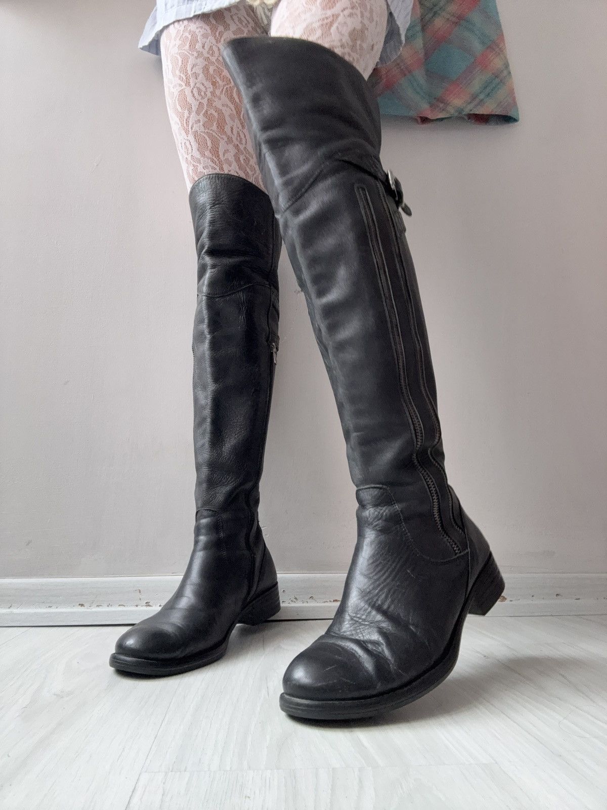 Vintage Italian leather boots Size US 6.5 / IT 36.5 - 3 Thumbnail