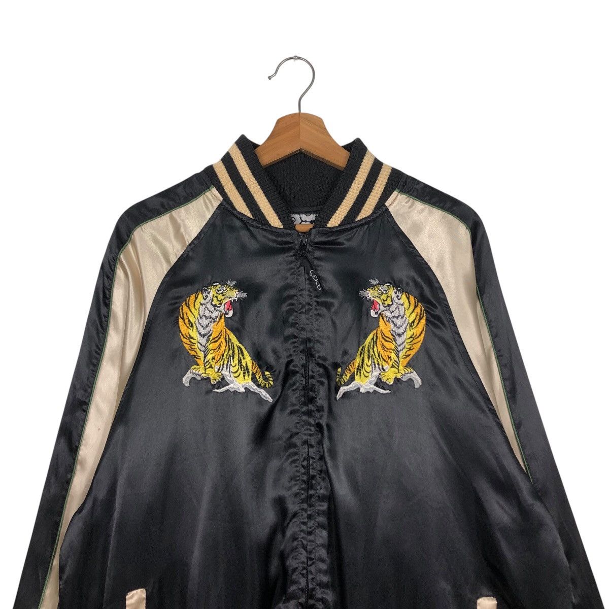 📌Vintage Sukajan Souvenir Jacket Embroidered Studio Hiro