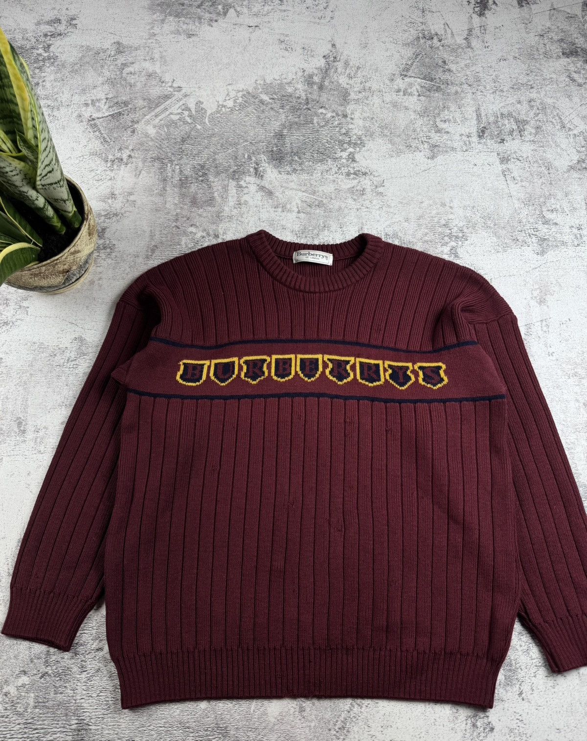 Burberry Burberrys London Vintage Men’s Large Wool Red Spellout Knited Sweater Pullover Size US L / EU 52-54 / 3 - 4 Thumbnail