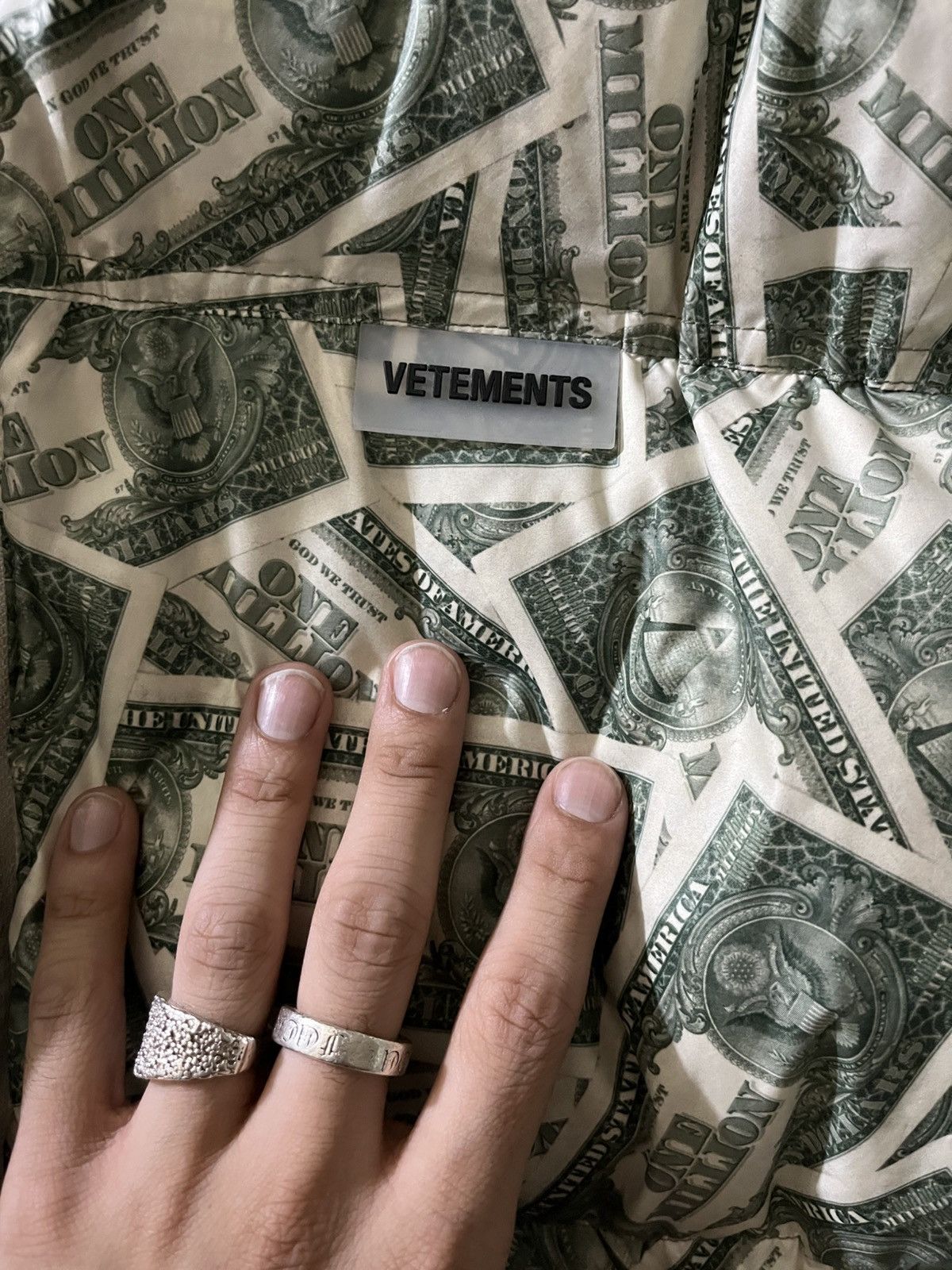 Vetements Vetements Money Puffer Size US XS / EU 42 / 0 - 2 Thumbnail
